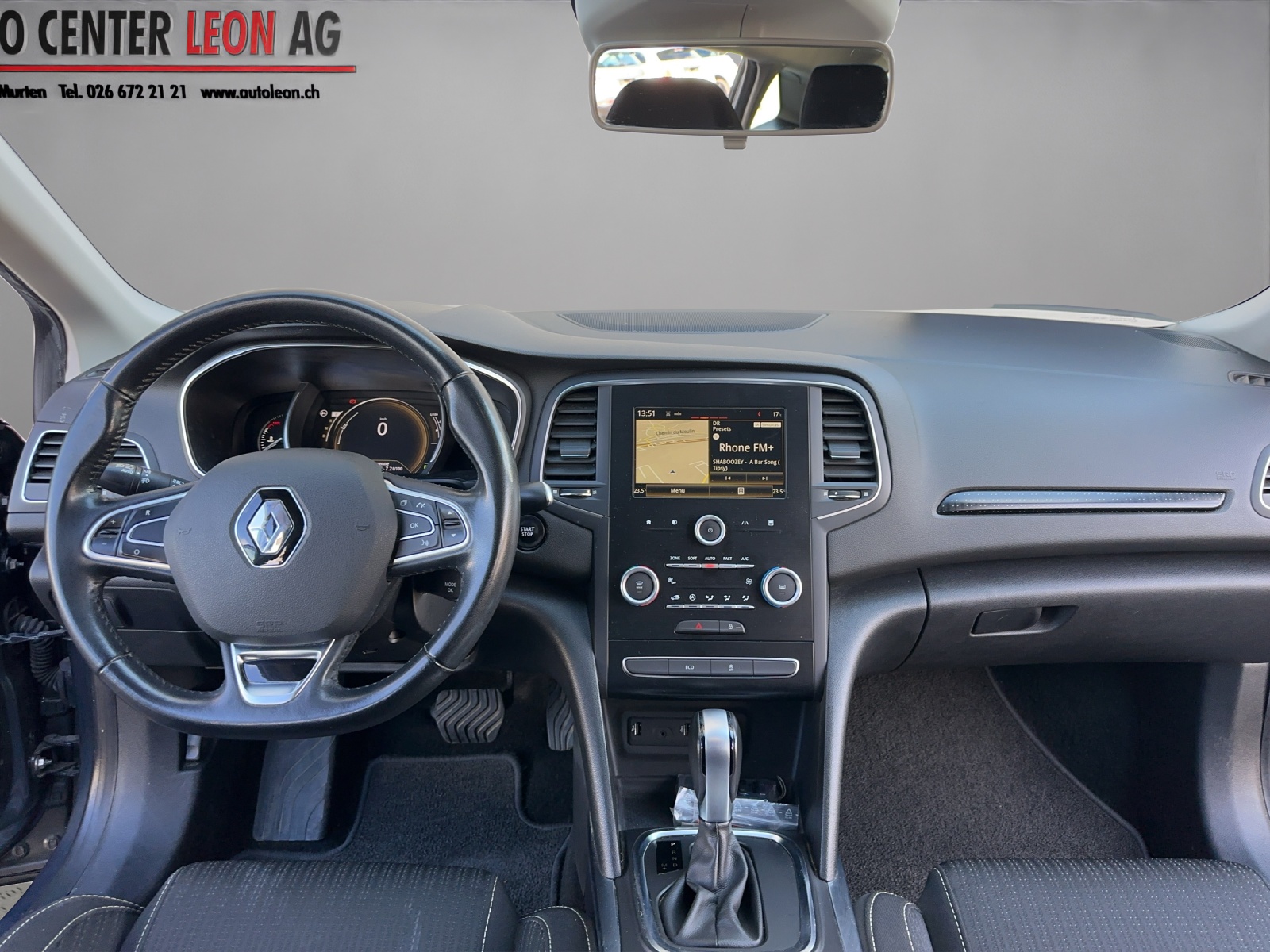 RENAULT Mégane Grandtour 1.2 16V Turbo Bose EDC-image-13