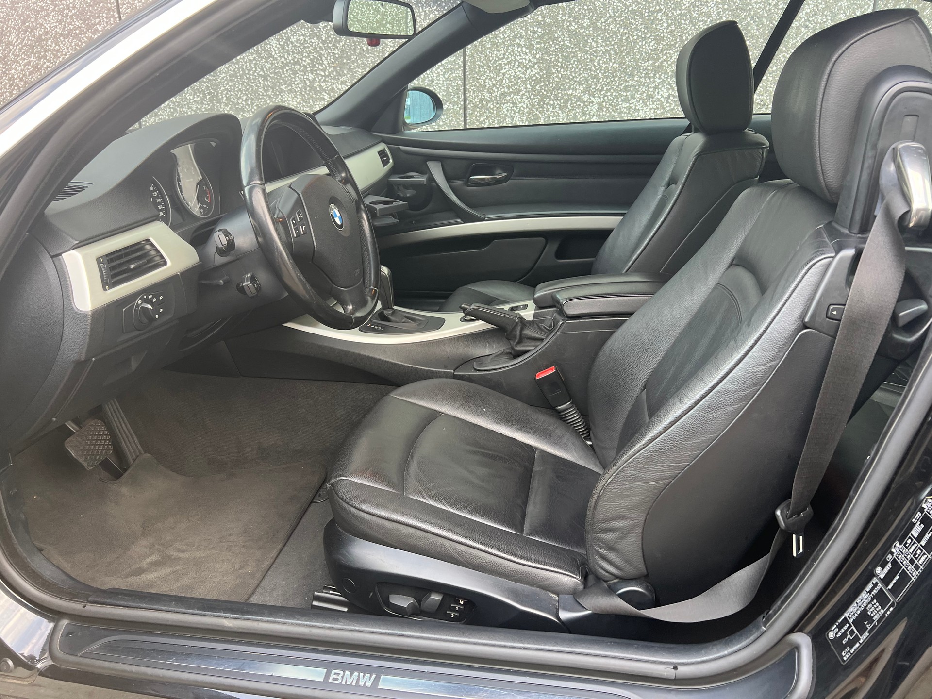 BMW 325i Cabriolet Steptronic-image-9