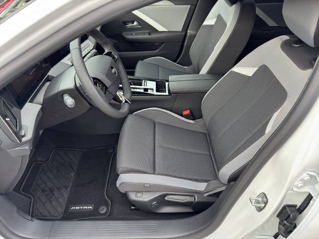 OPEL Astra 1.2 T MHEV Edition-image-4