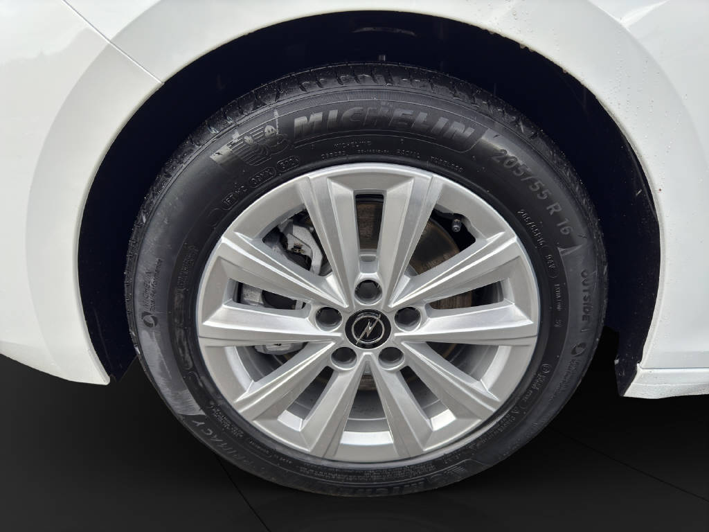 OPEL Astra 1.2 T MHEV Edition-image-9