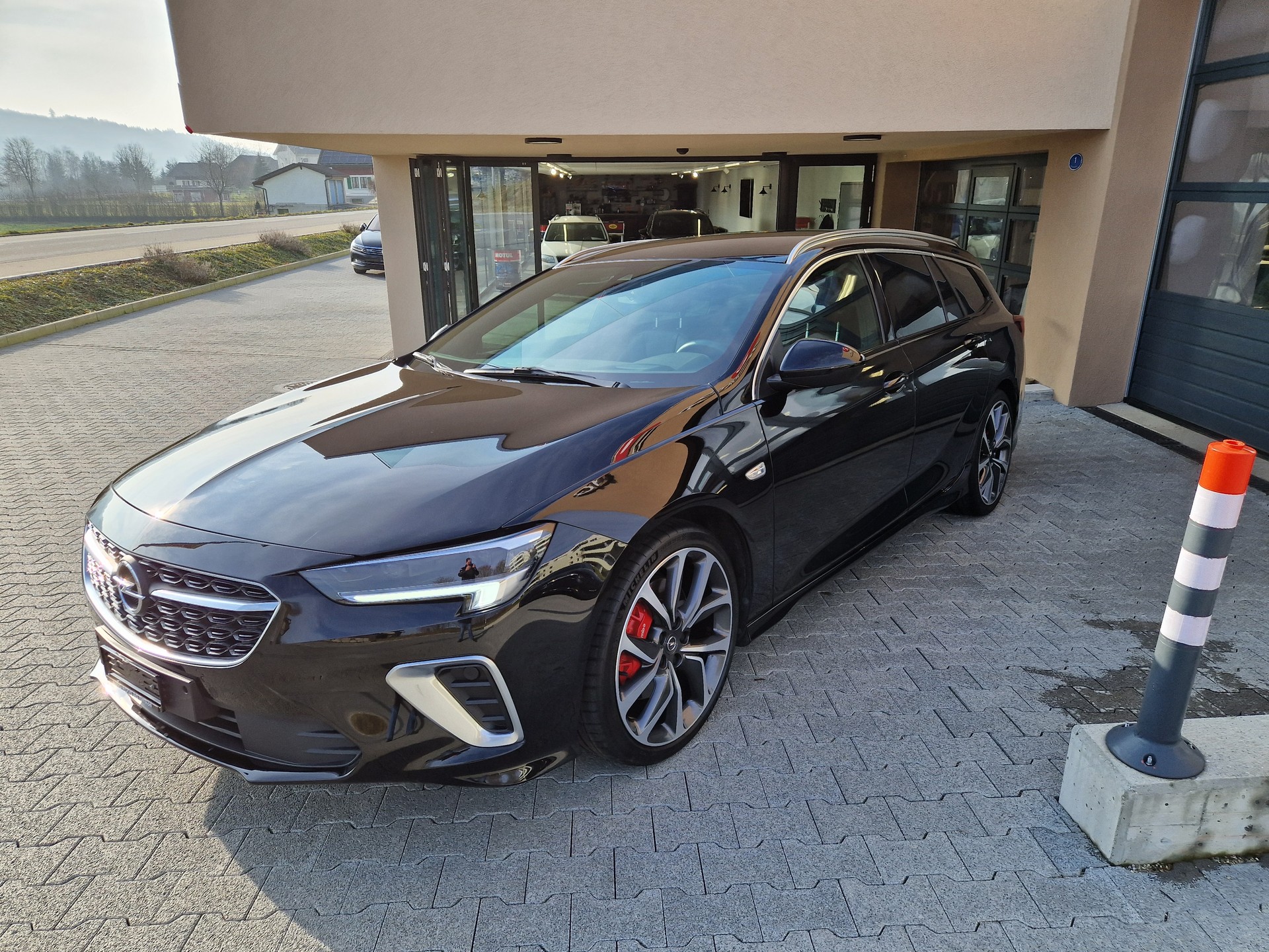 OPEL Insignia 2.0 T Sports Tourer GSi Automatic-image-0