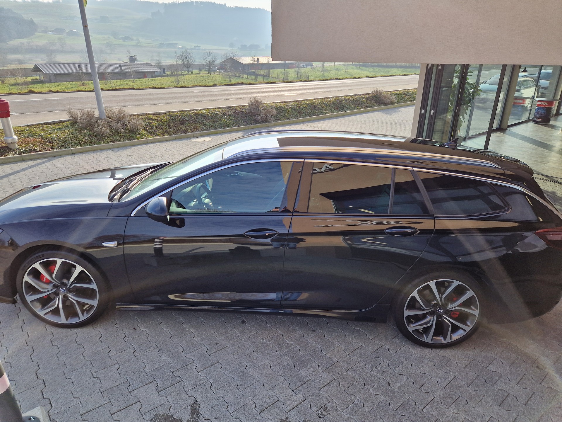 OPEL Insignia 2.0 T Sports Tourer GSi Automatic-image-4