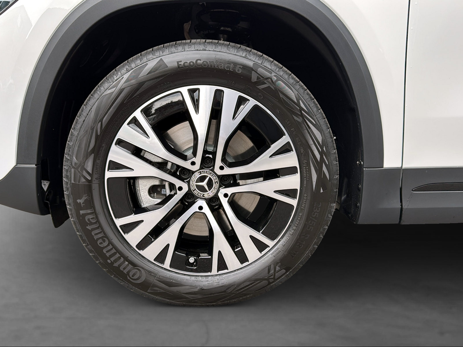 MERCEDES-BENZ GLA 220 d 4Matic Swiss Star-image-5