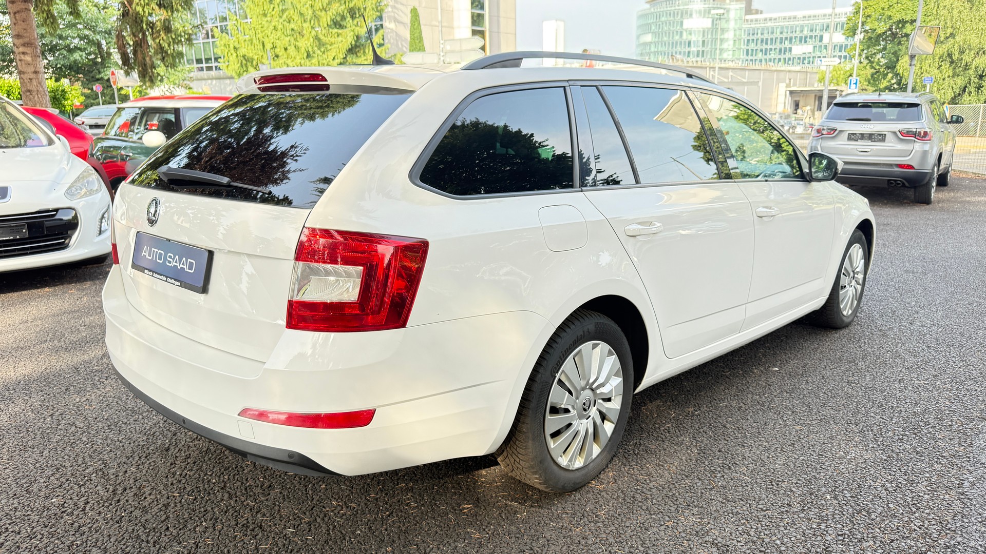 SKODA Octavia Combi 2.0 TDI Ambition 4x4 DSG-image-5