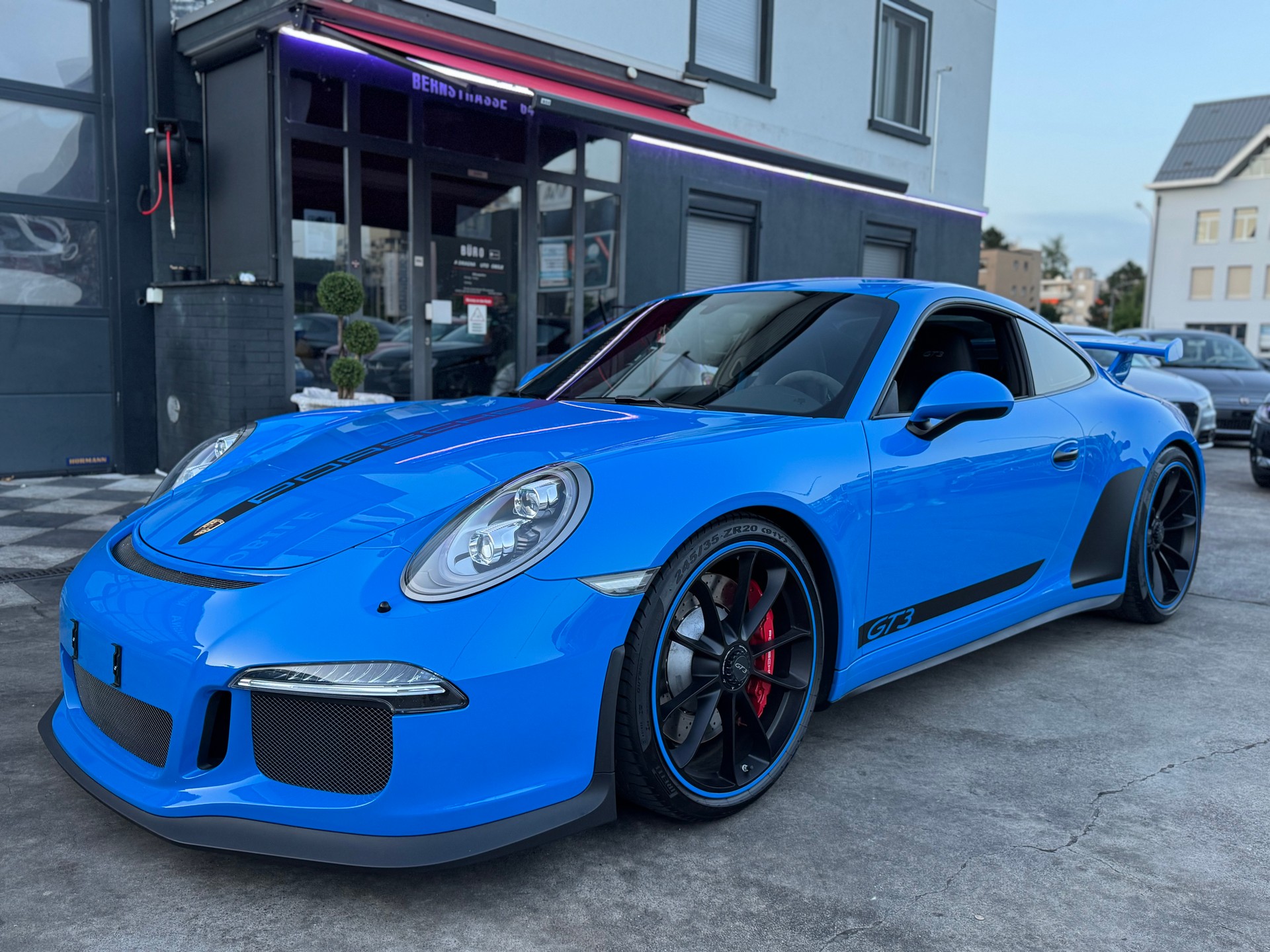 PORSCHE 911 GT3 PDK-image-24