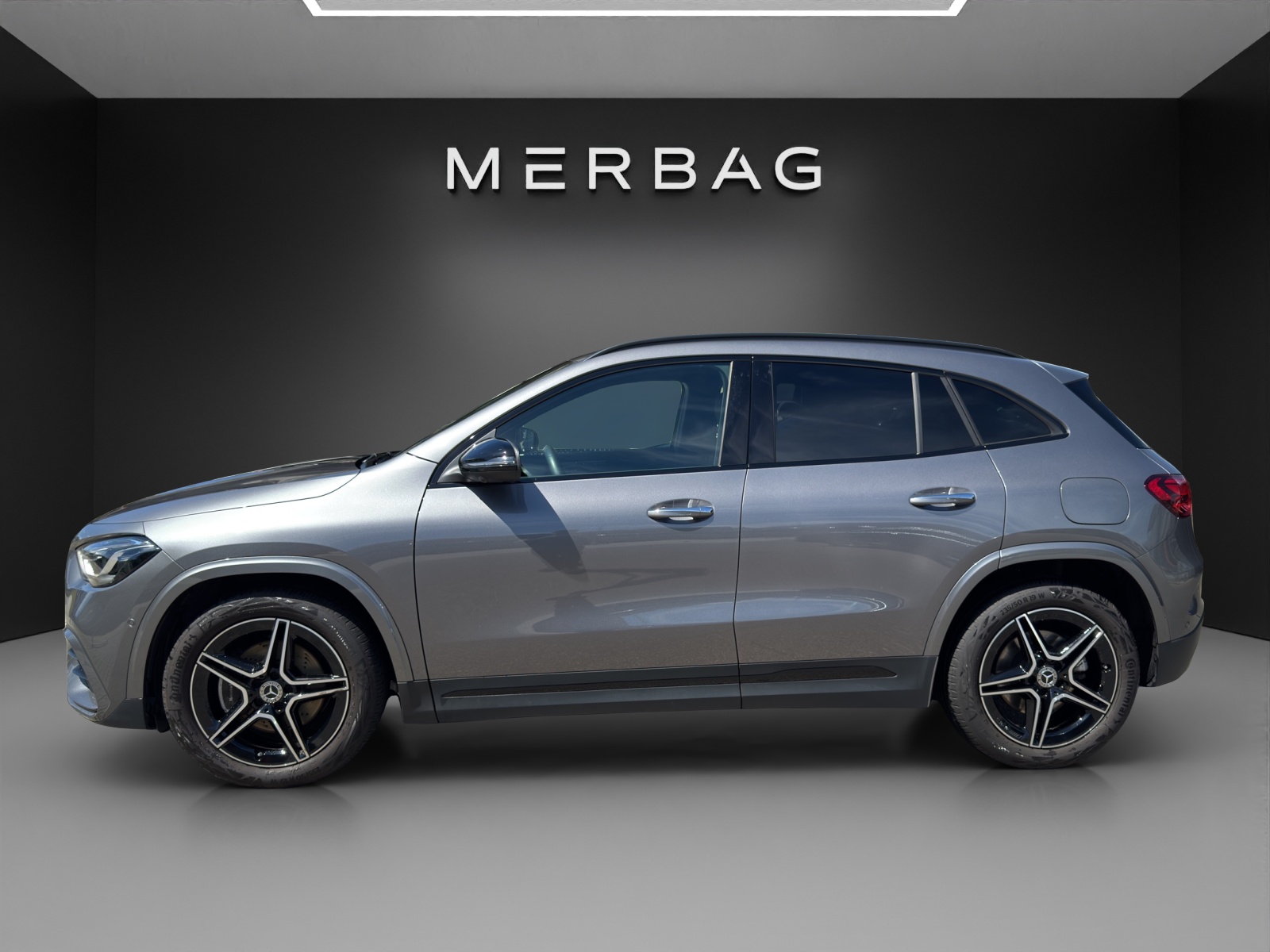 MERCEDES-BENZ GLA 220d 4M Swiss Star-image-1