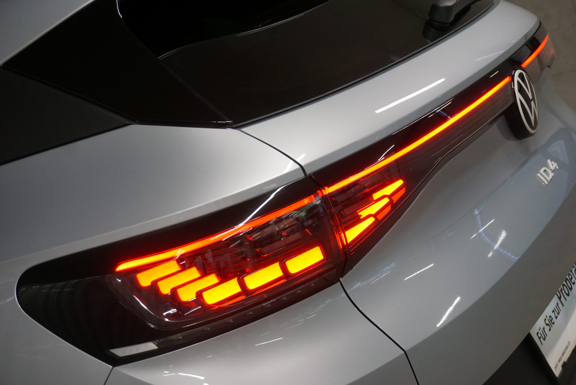 VW ID.4 Pro United 77 kWh 4 Motion-image-4