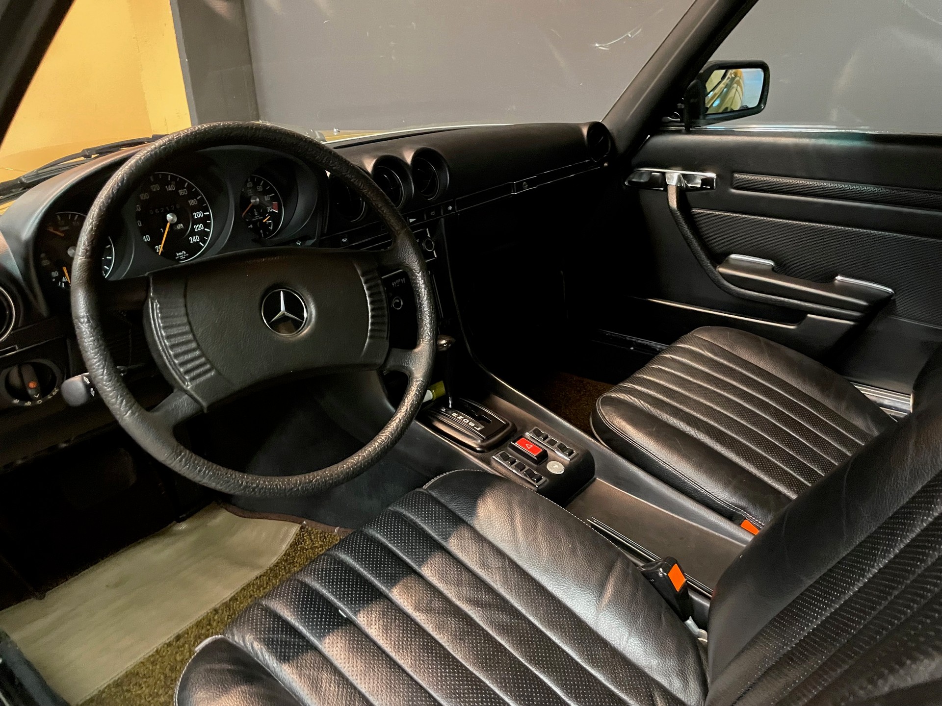 MERCEDES-BENZ SLC 280 C107 Automat-showroom-element-3