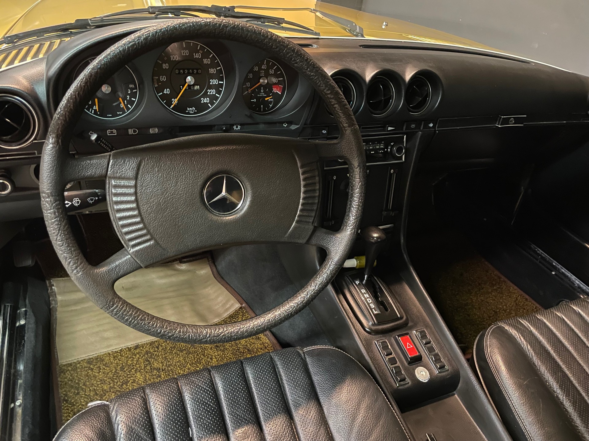 MERCEDES-BENZ SLC 280 C107 Automat-image-5