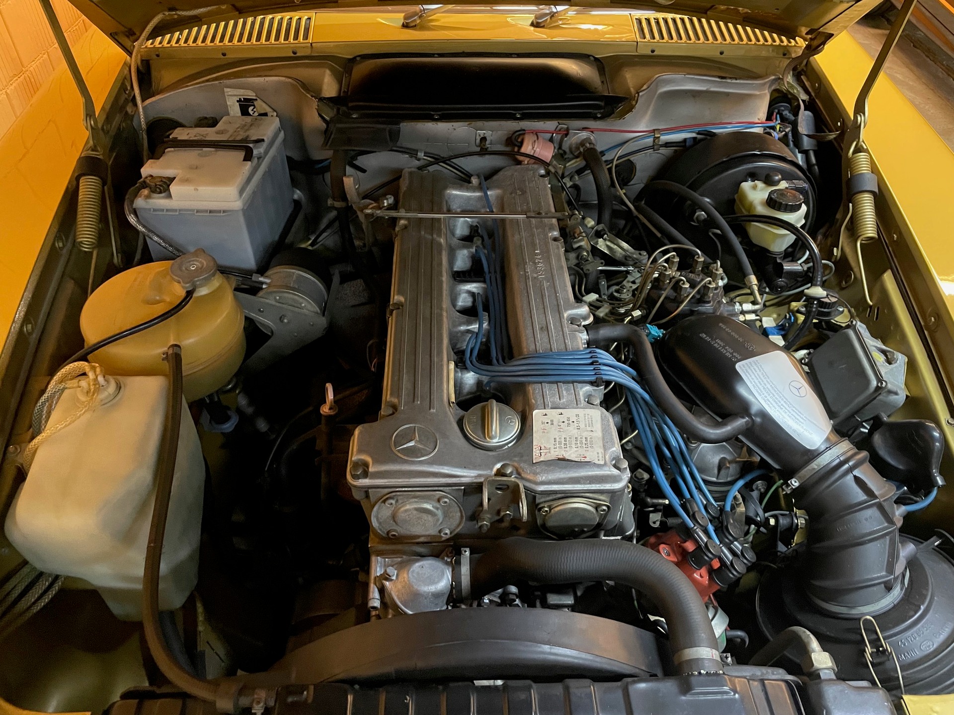 MERCEDES-BENZ SLC 280 C107 Automat-image-6
