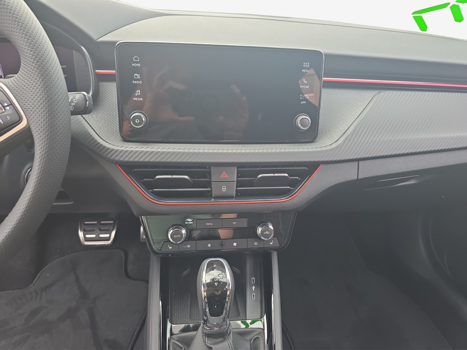 SKODA Scala 1.0 TSI Monte Carlo DSG-image-10
