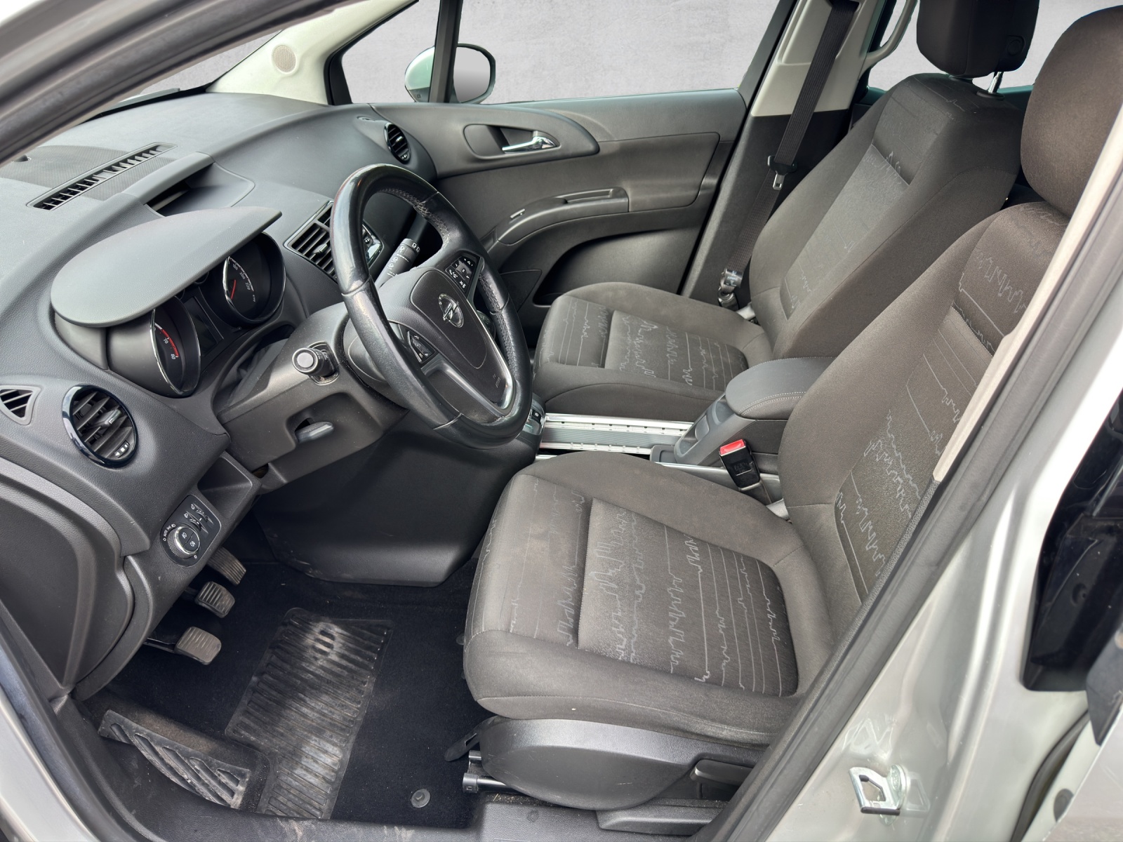 OPEL Meriva 1.4 Turbo Enjoy-image-8