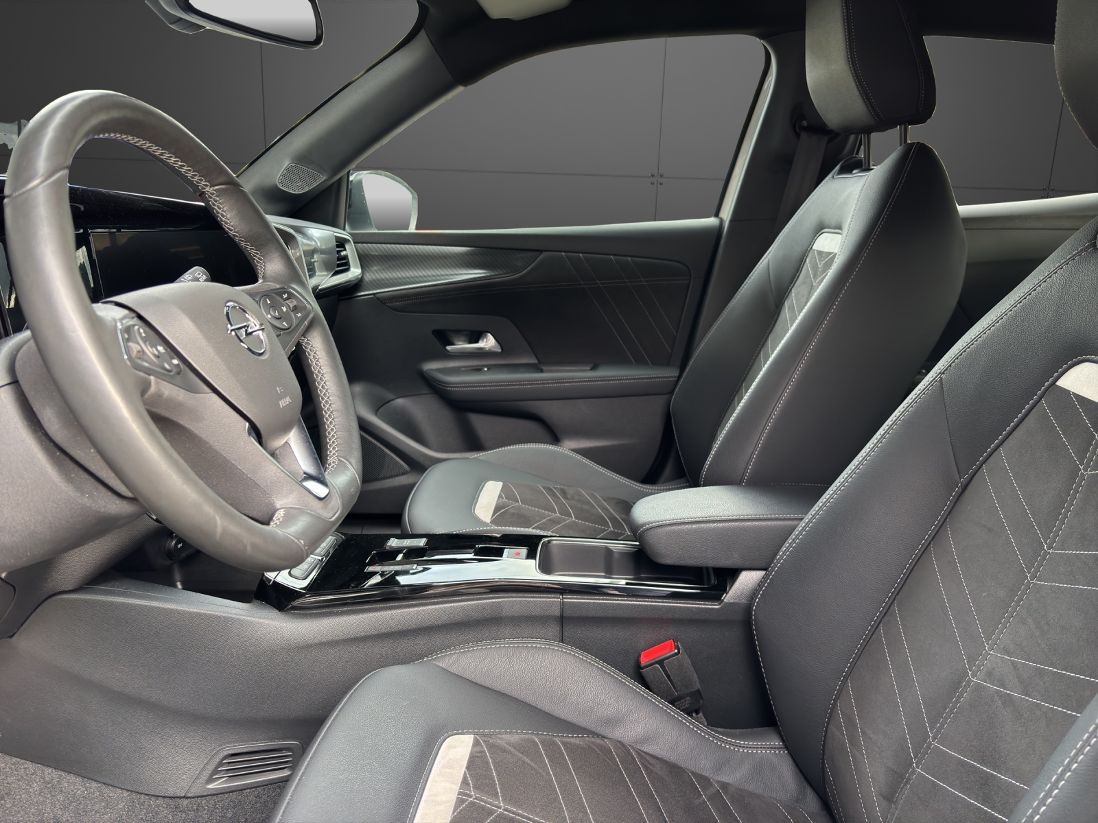 OPEL Mokka e Ultimate-showroom-element-2