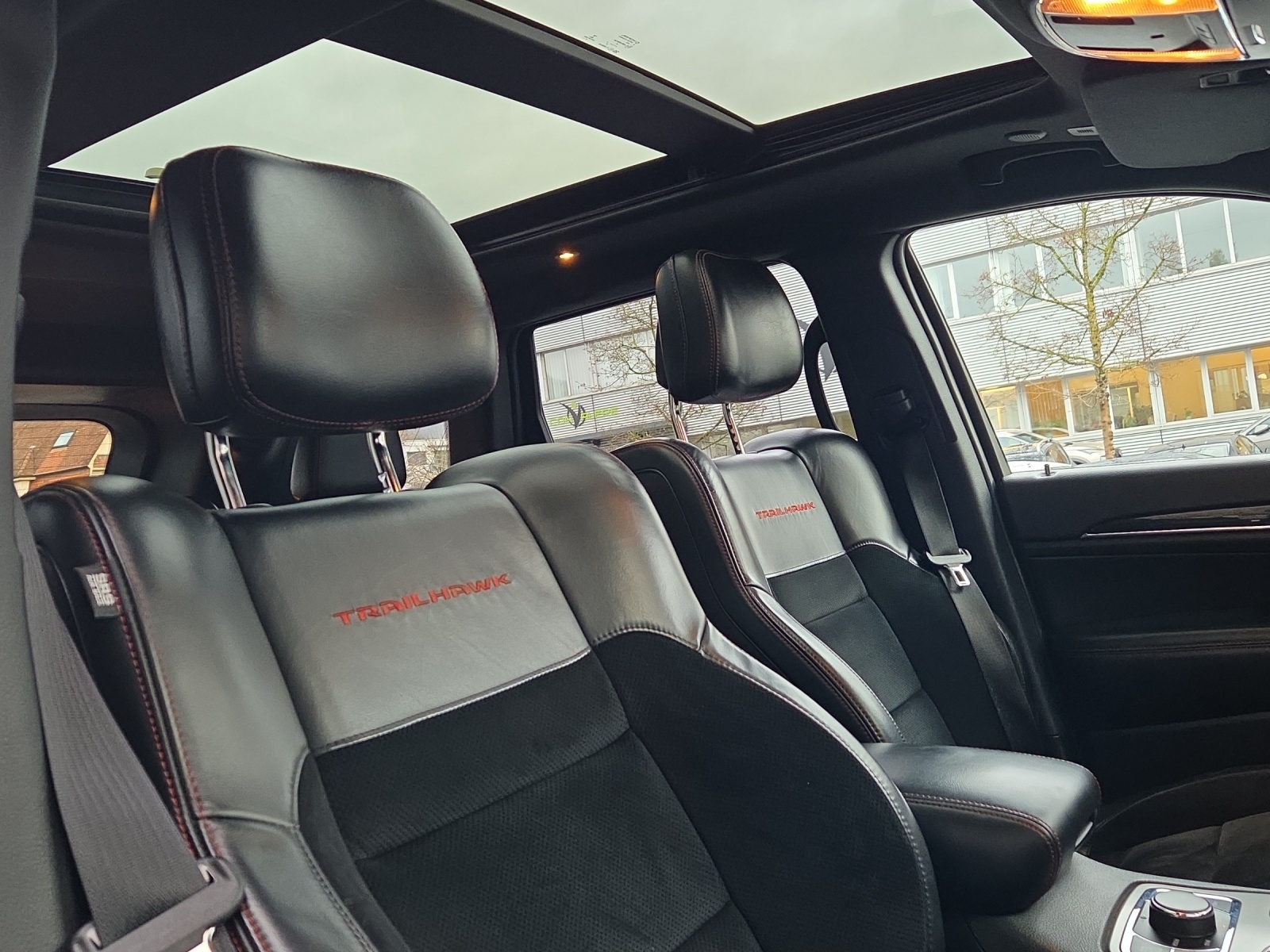 JEEP Grand Cherokee 3.0 CRD Trailhawk Automatic-image-10