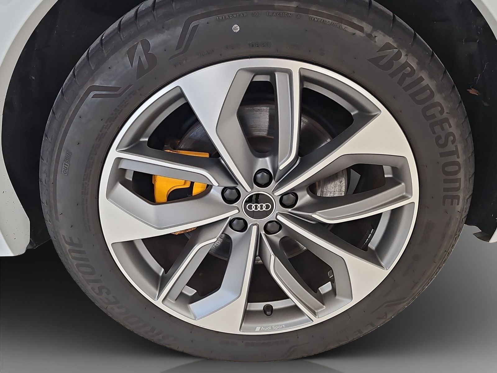 AUDI e-tron 50 Sportback S Line Attraction quattro-image-15