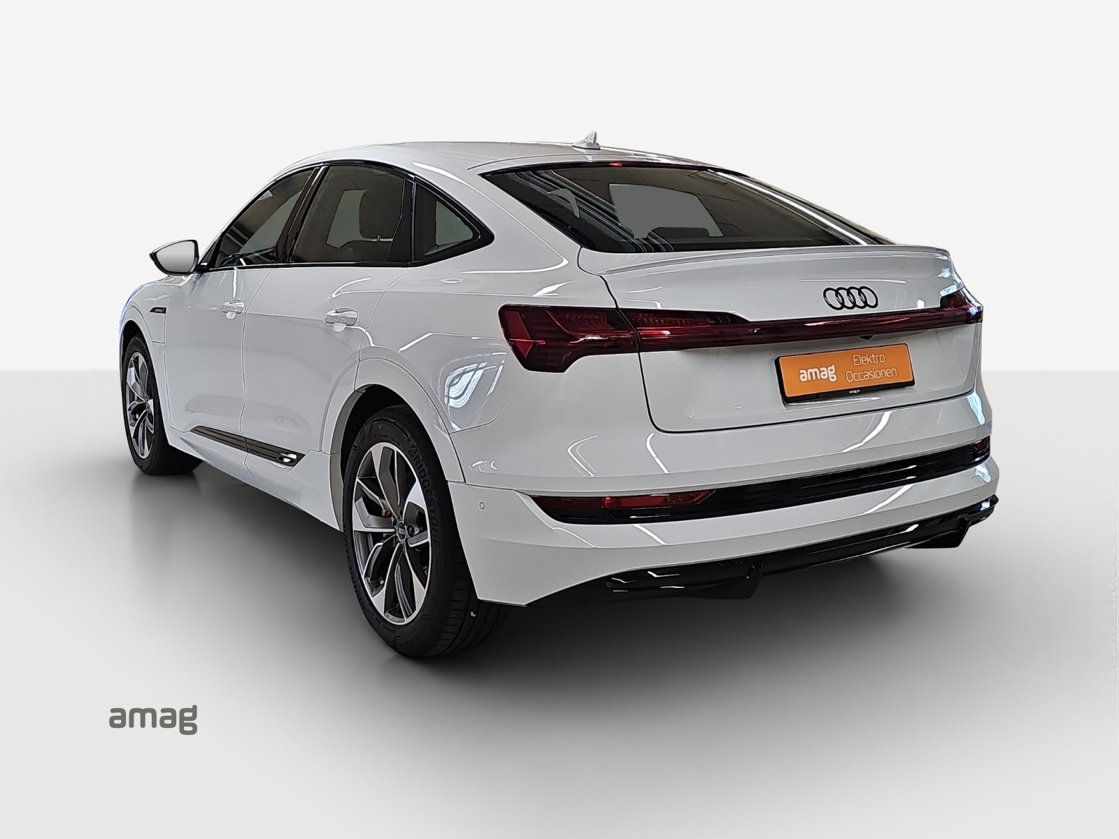 AUDI e-tron 50 Sportback S Line Attraction quattro-image-2