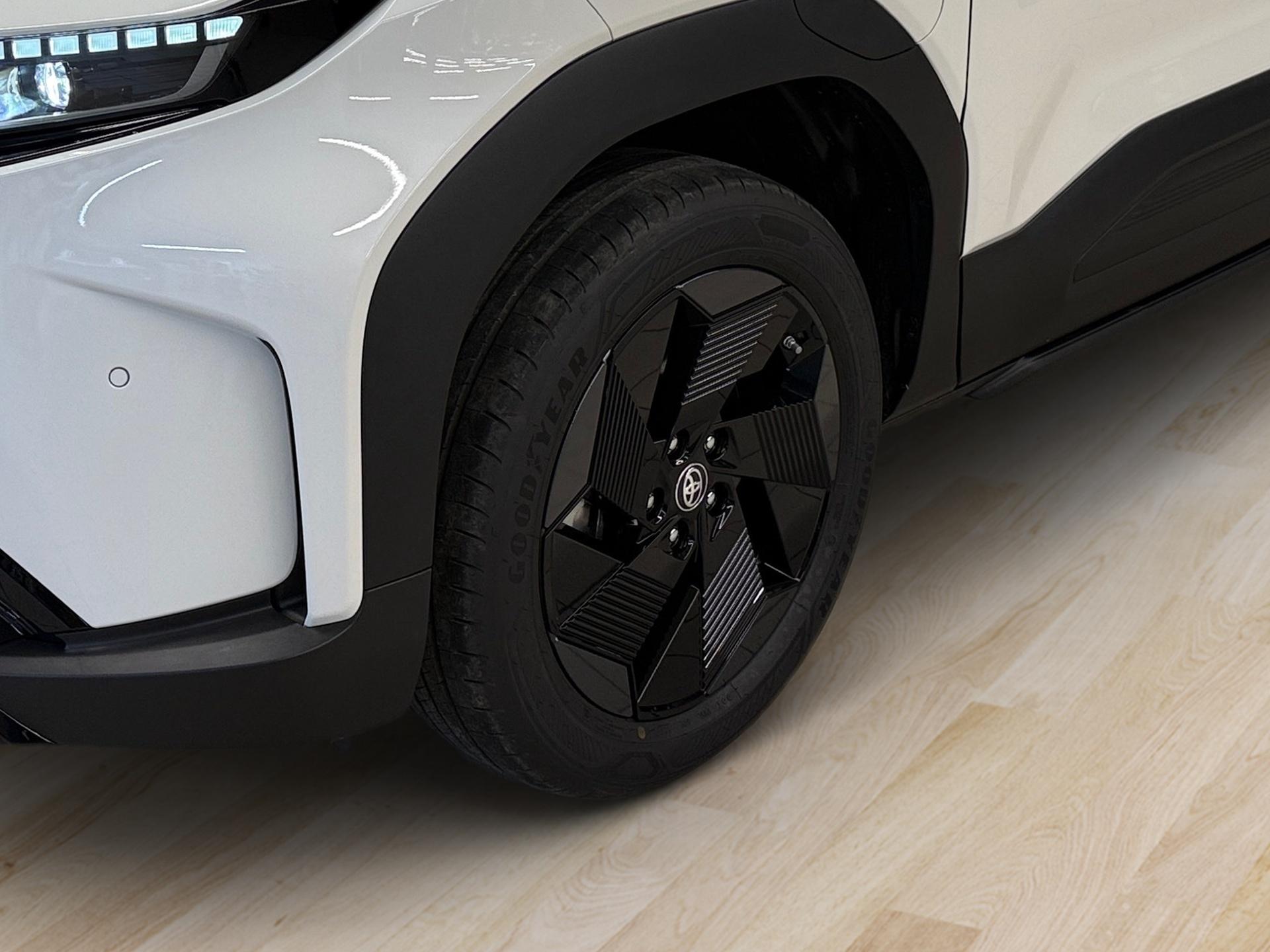 TOYOTA Urban Cruiser 49 kWh Comfort-image-9
