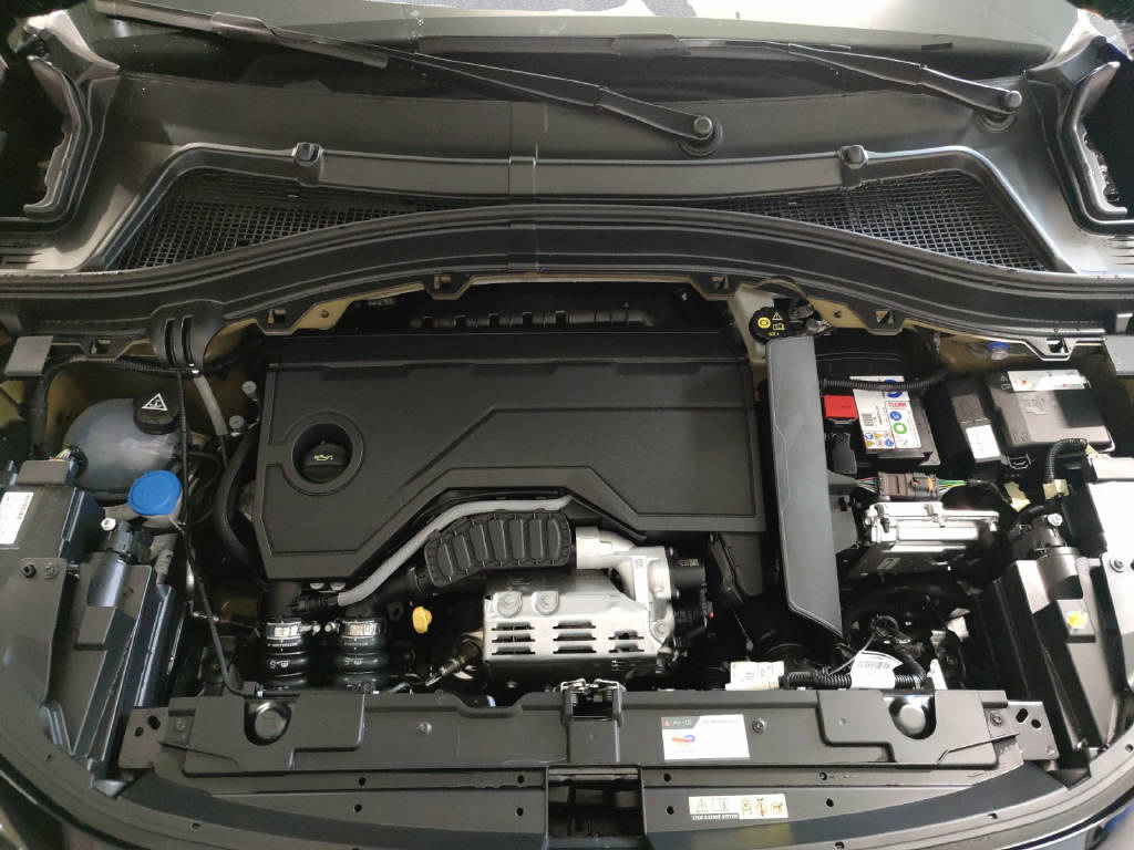 CITROEN C3 Aircross 1.2 Hybrid Max-image-8