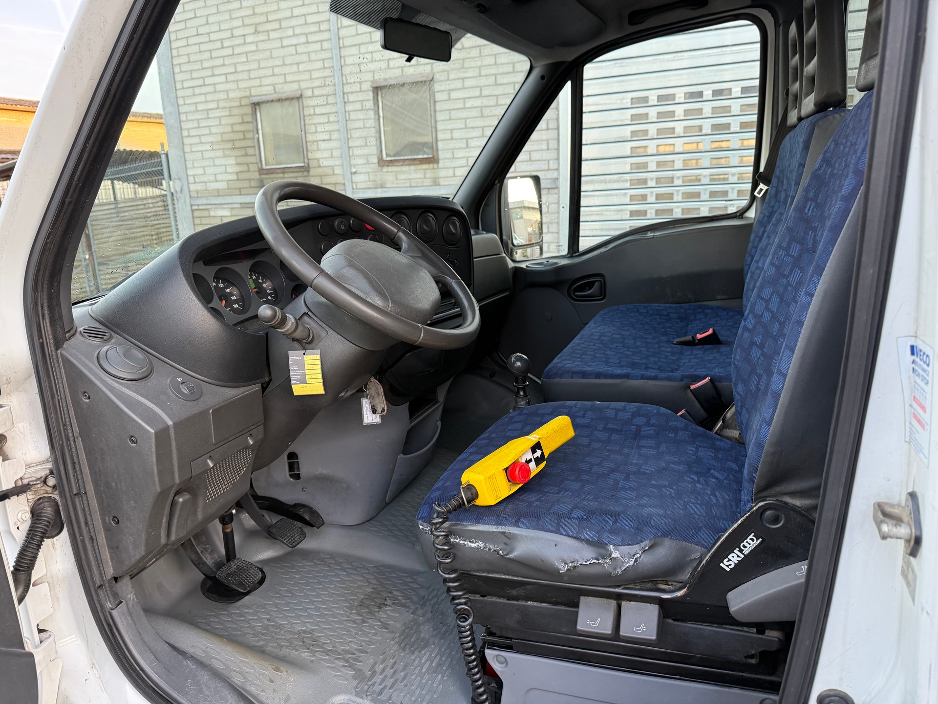 IVECO 35c13-image-8