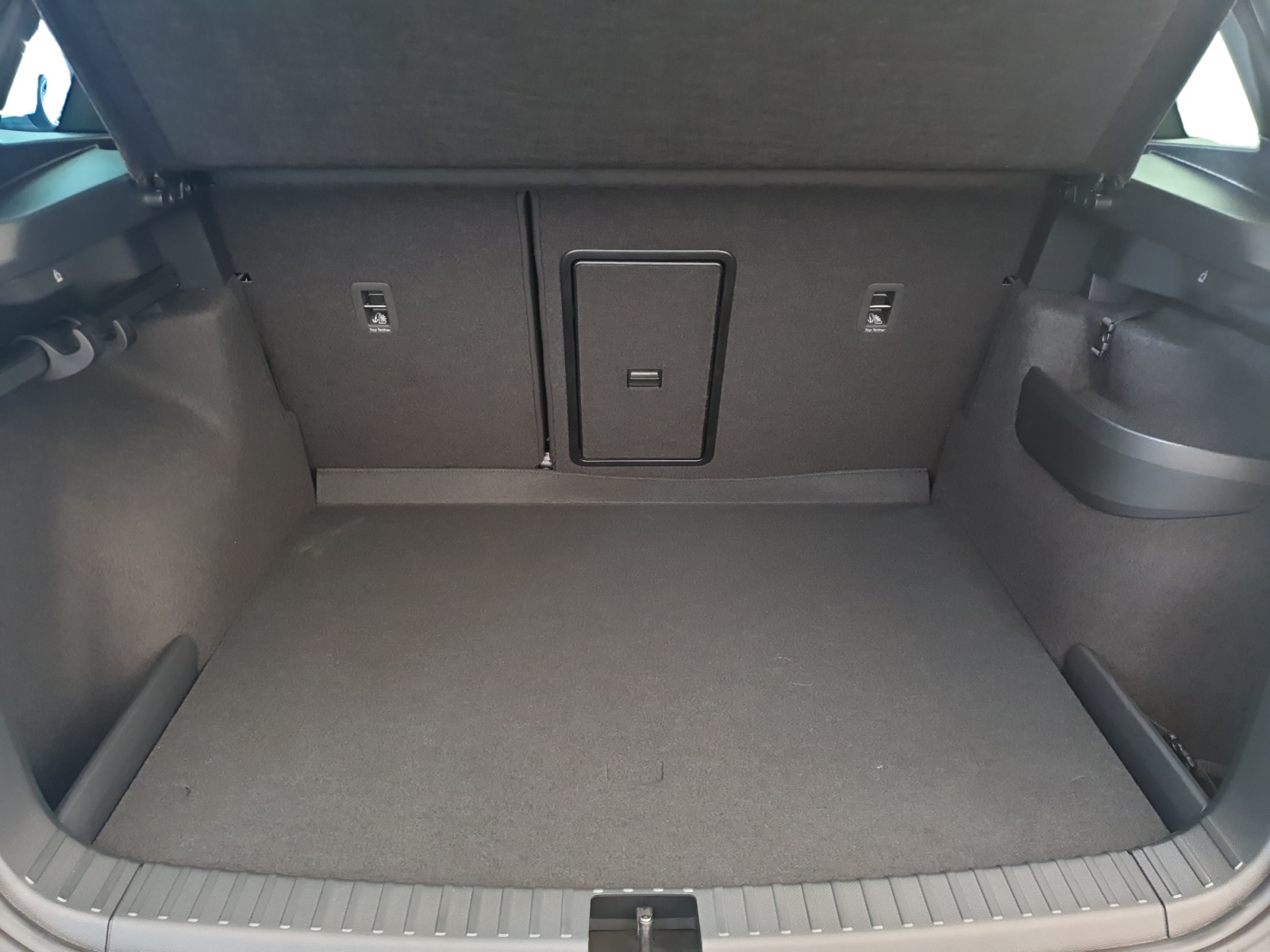 SKODA Karoq 2.0 TSI SportLine 4x4 DSG-image-14