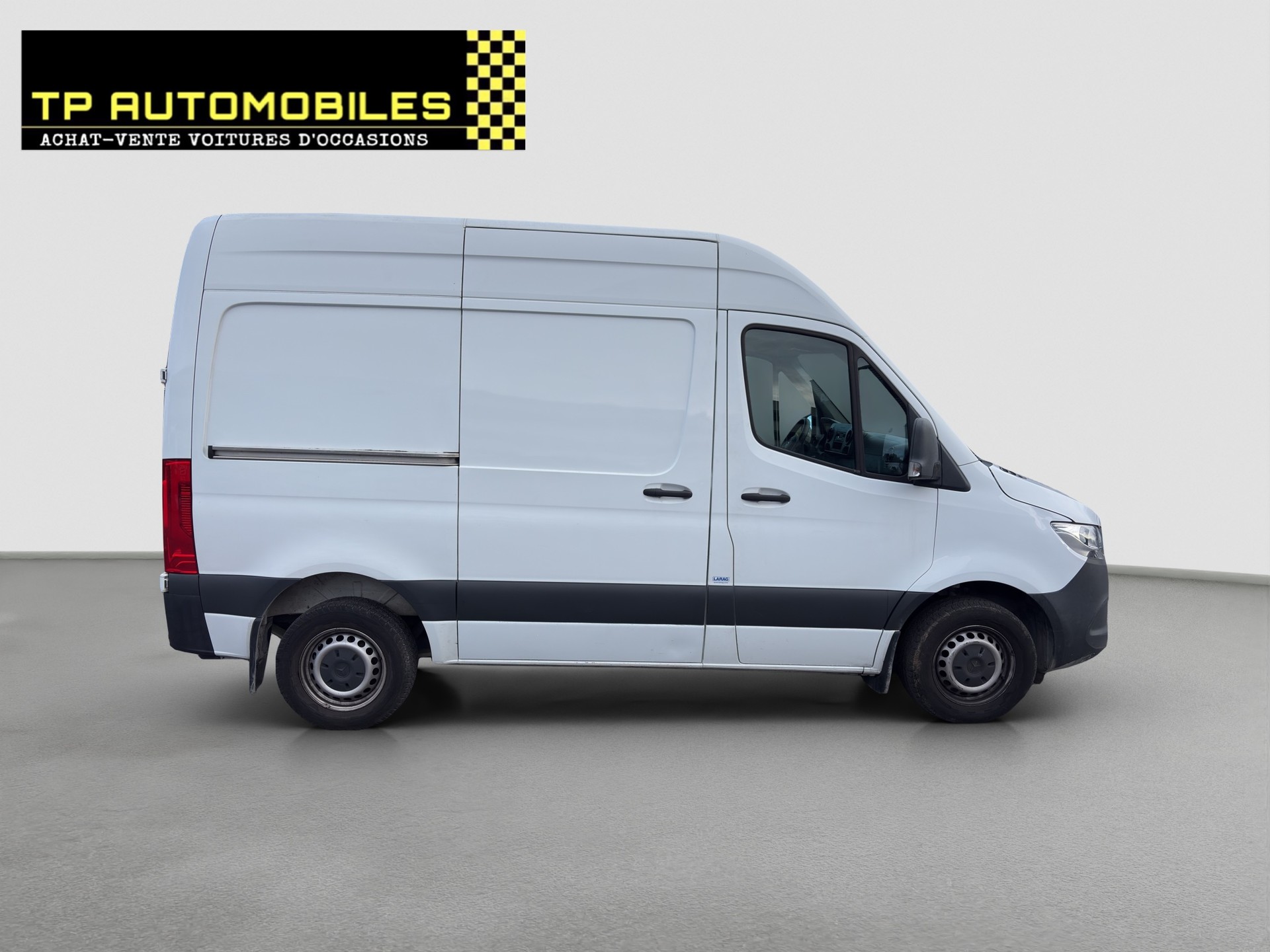 MERCEDES-BENZ Sprinter 311 CDI Standard FWD-image-3