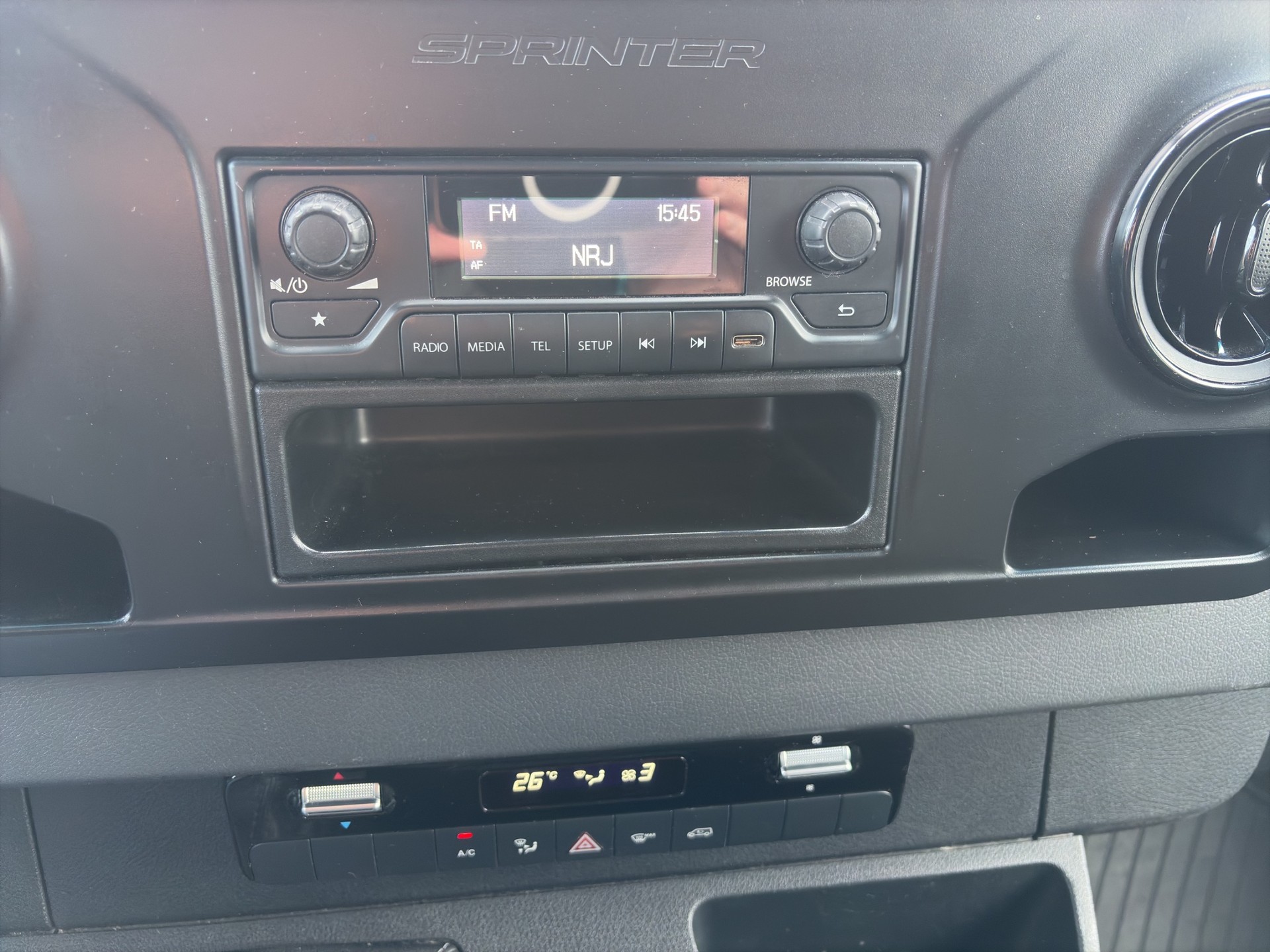 MERCEDES-BENZ Sprinter 311 CDI Standard FWD-image-10