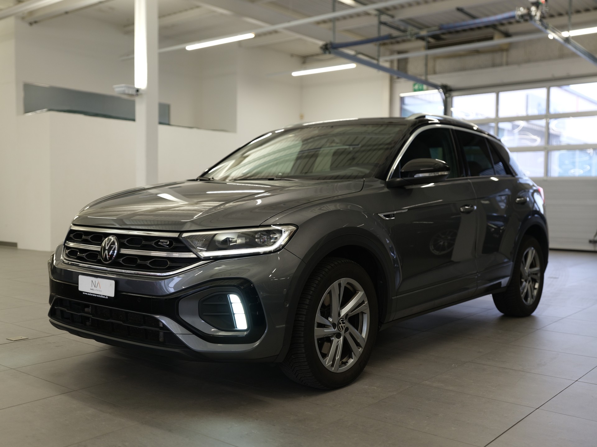 VW T-Roc 2.0 TDI SCR Sport DSG 4Motion *Rear View Rückfahrkamera* *Drive Pack Sport* *Sprachbedienung*-image-3