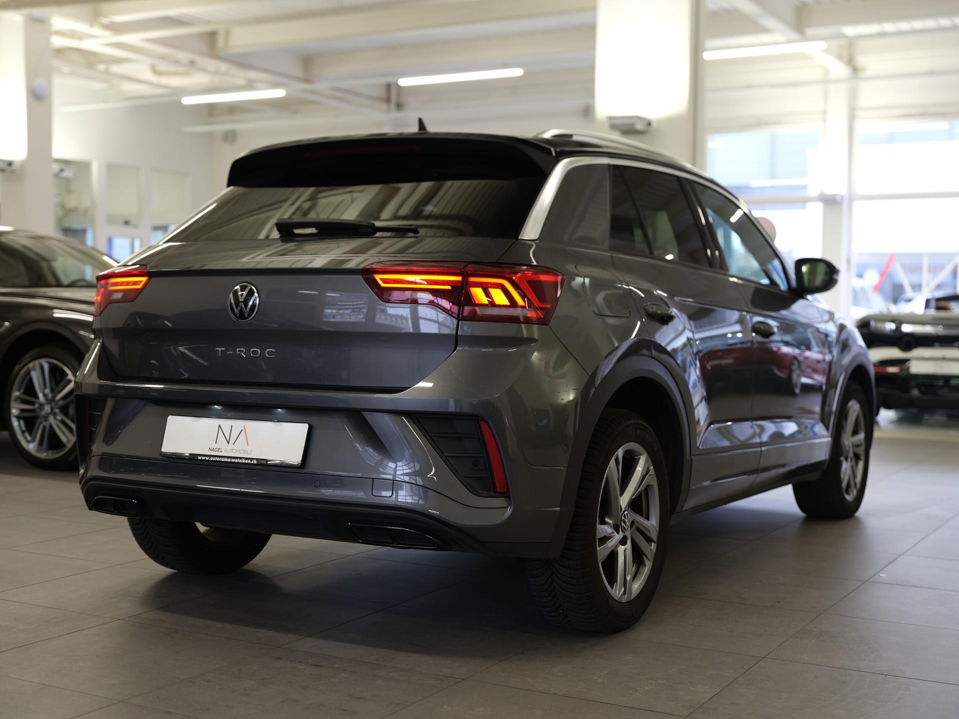 VW T-Roc 2.0 TDI SCR Sport DSG 4Motion *Rear View Rückfahrkamera* *Drive Pack Sport* *Sprachbedienung*-image-6
