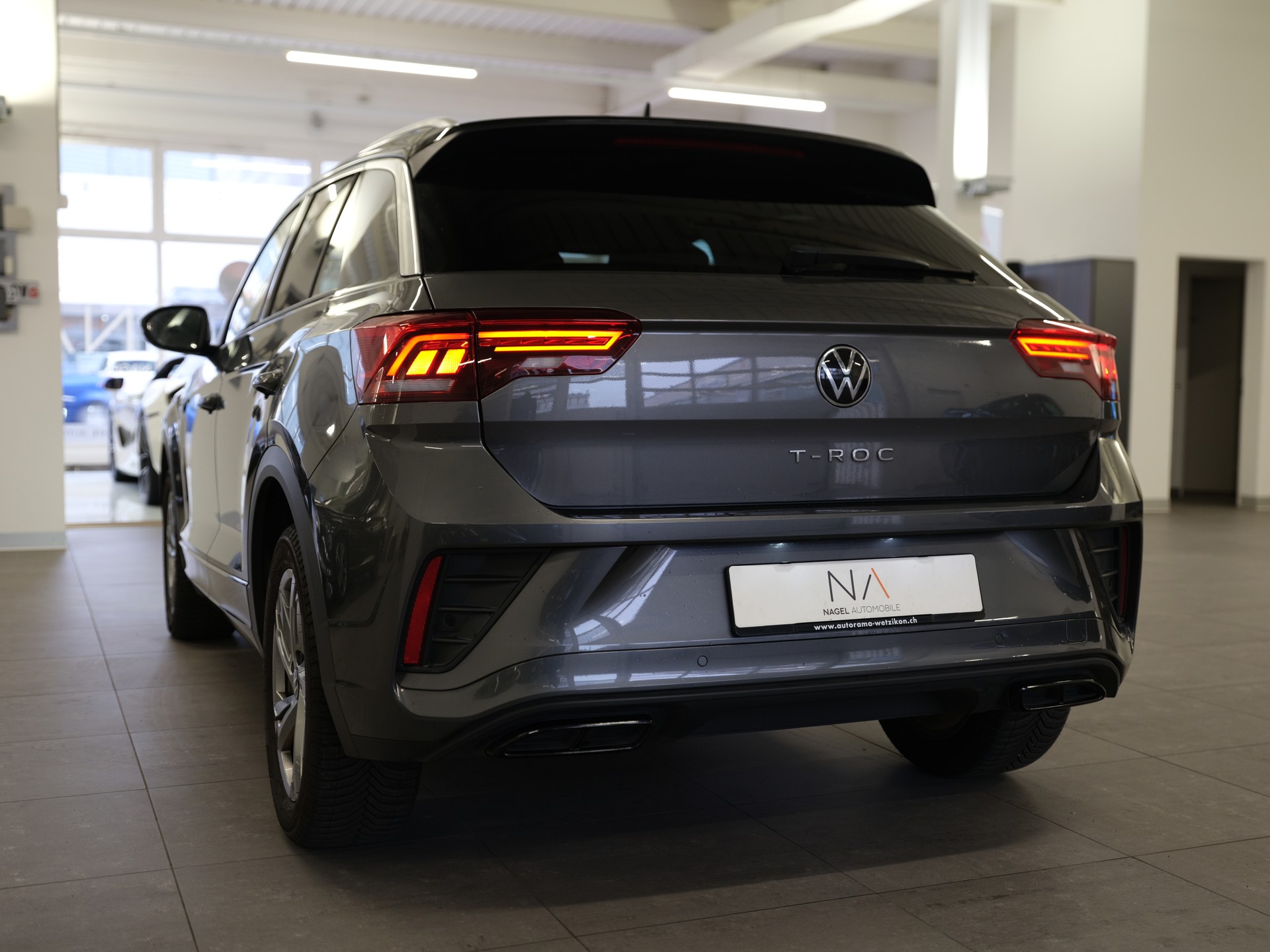VW T-Roc 2.0 TDI SCR Sport DSG 4Motion *Rear View Rückfahrkamera* *Drive Pack Sport* *Sprachbedienung*-image-4