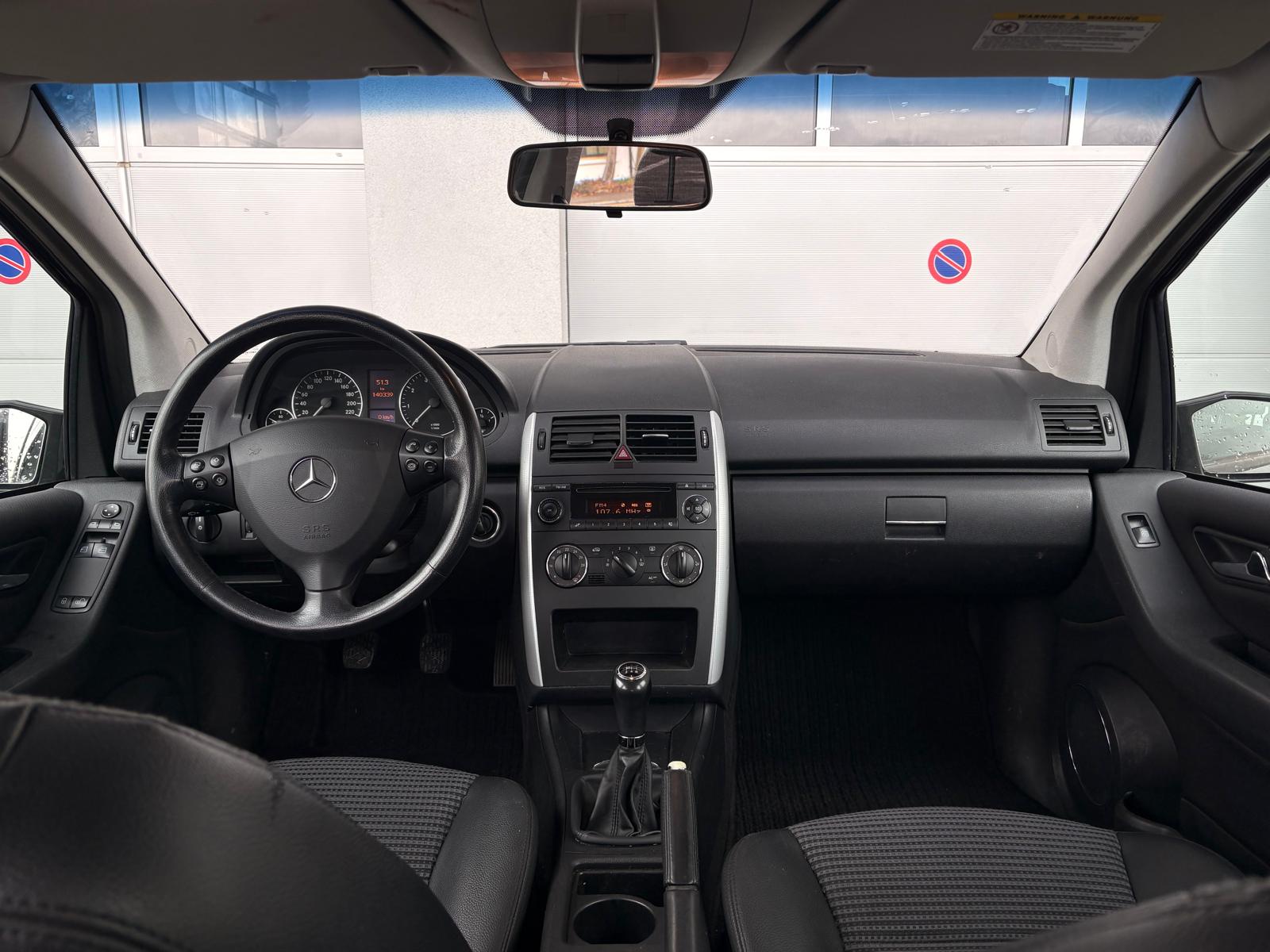 MERCEDES-BENZ A 150 Elégance-image-7