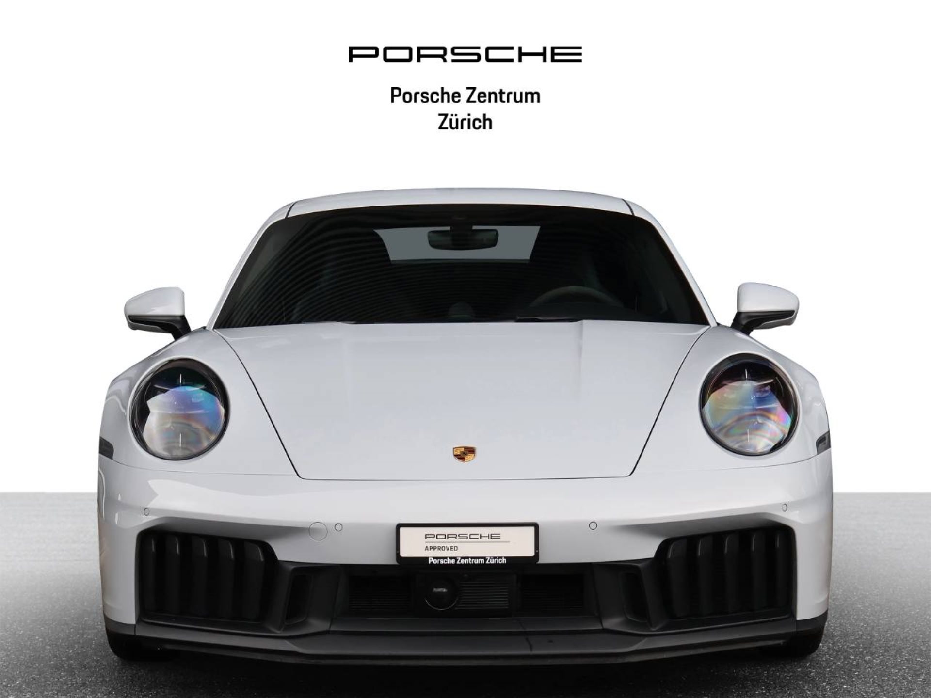 PORSCHE 911 Carrera GTS-image-8
