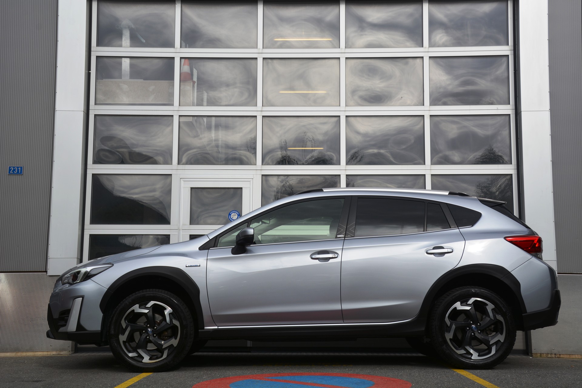 SUBARU XV 2.0 e-Boxer Luxury AWD Lineartronic-image-3