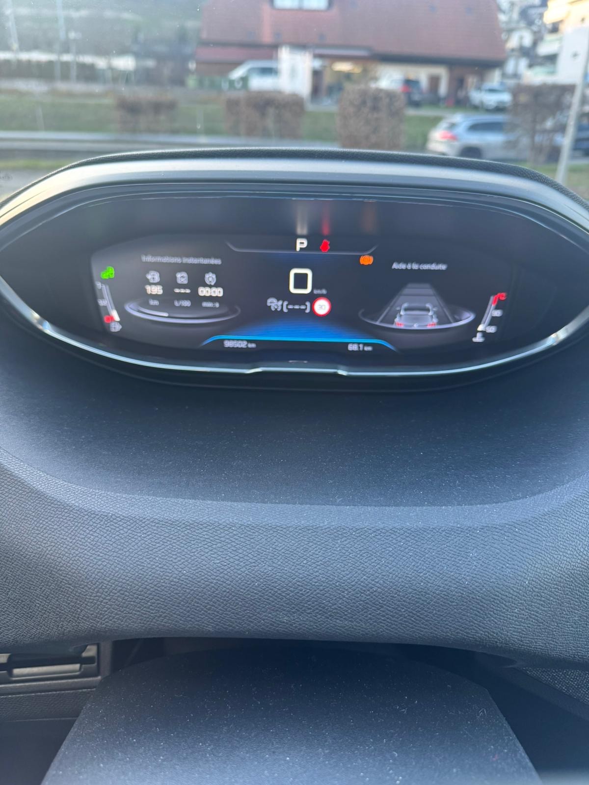 PEUGEOT 3008 1.6 THP GT Line EAT-image-9