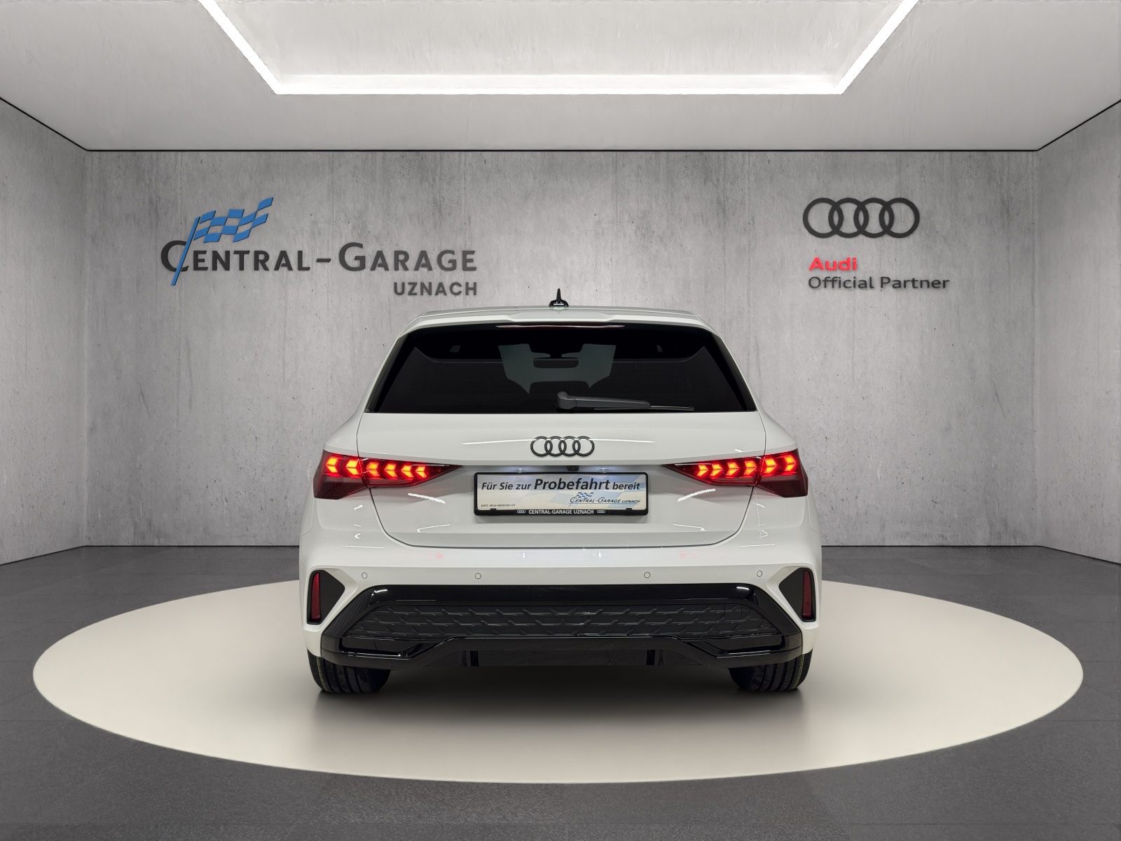AUDI A3 Sportback TFSI 110 kW S line Attraction S tronic-image-3