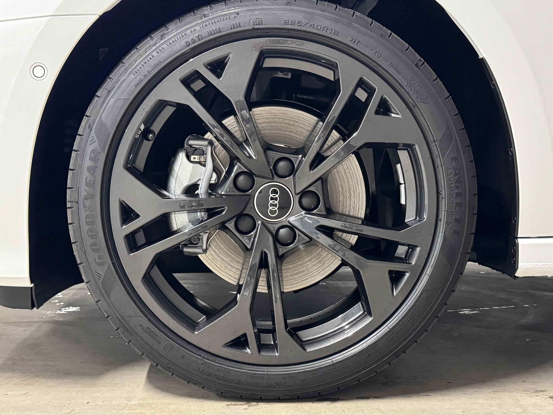 AUDI A3 Sportback TFSI 110 kW S line Attraction S tronic-image-16