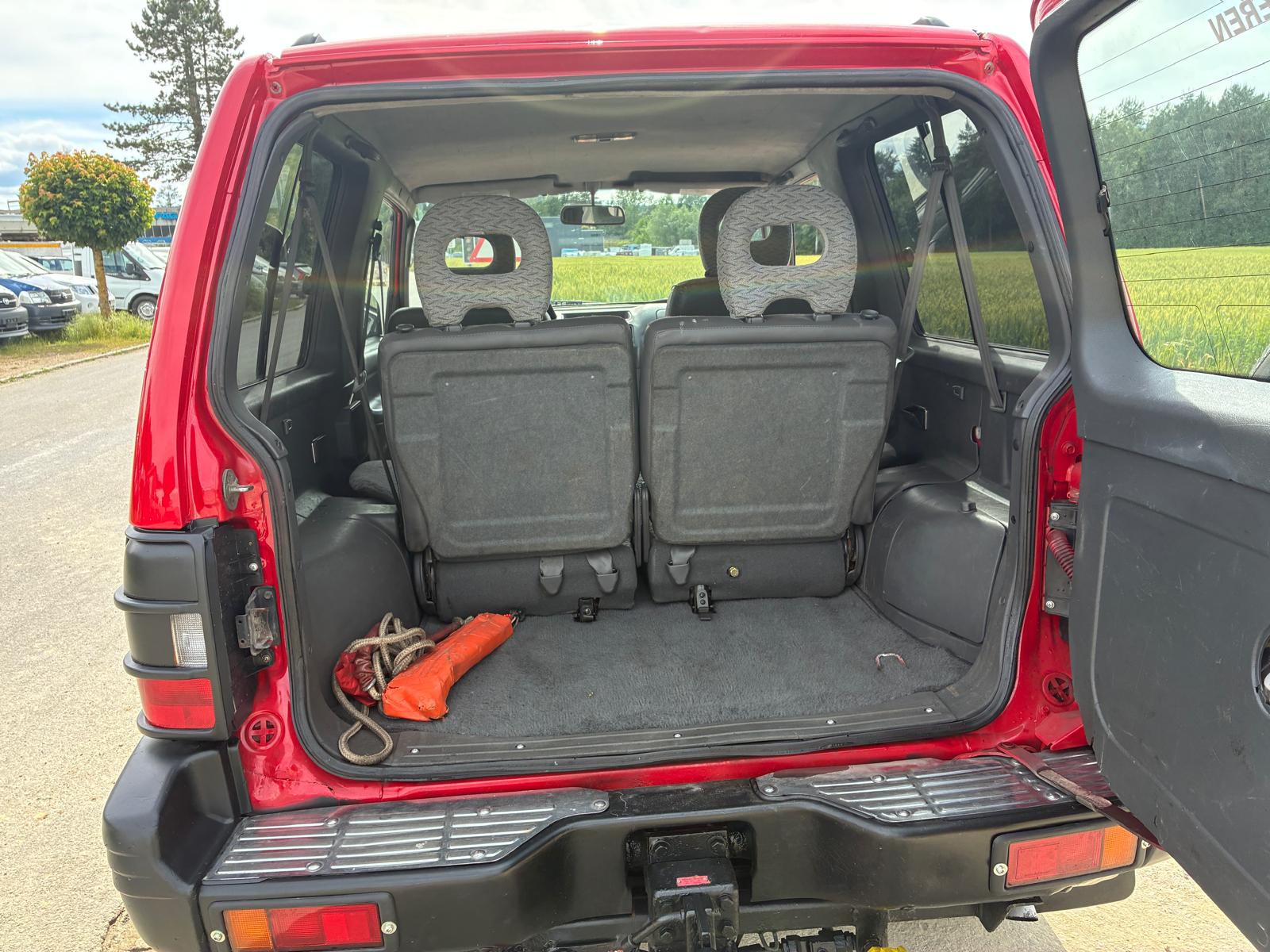 MITSUBISHI PAJERO-image-4