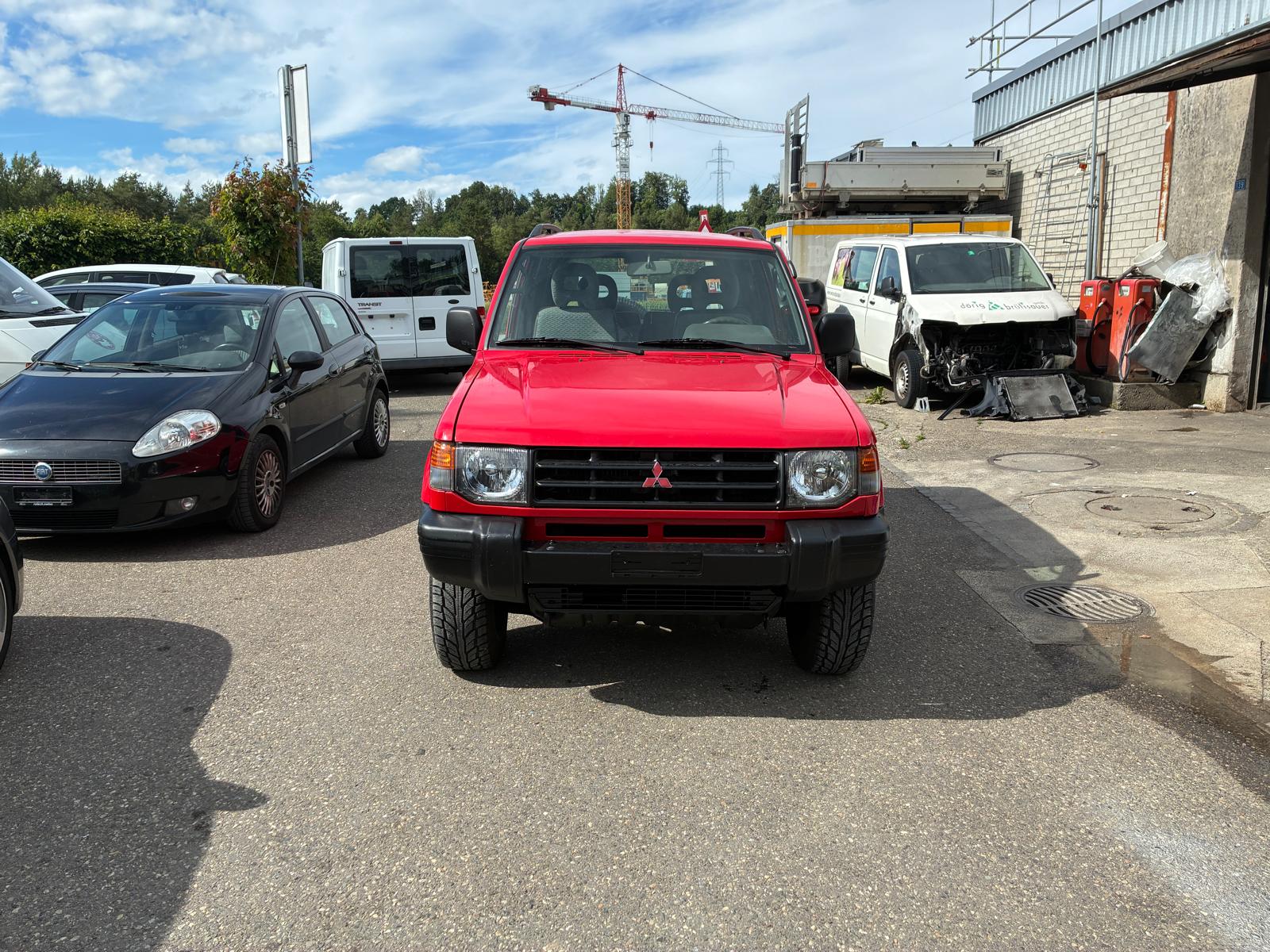 MITSUBISHI PAJERO