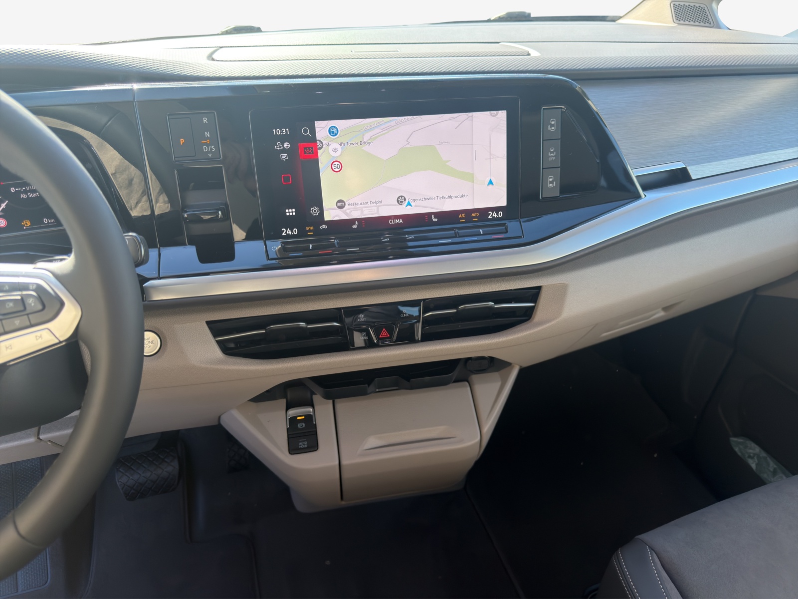 VW Multivan Life Edition kurz 150 2.0 TDI-image-10
