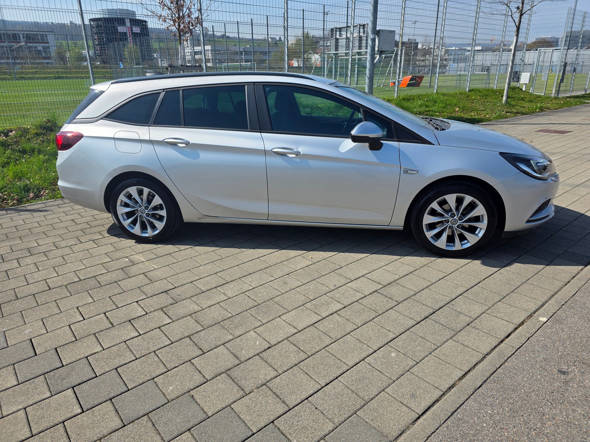 OPEL Astra Sports Tourer 1.4i Turbo Dynamic-image-6