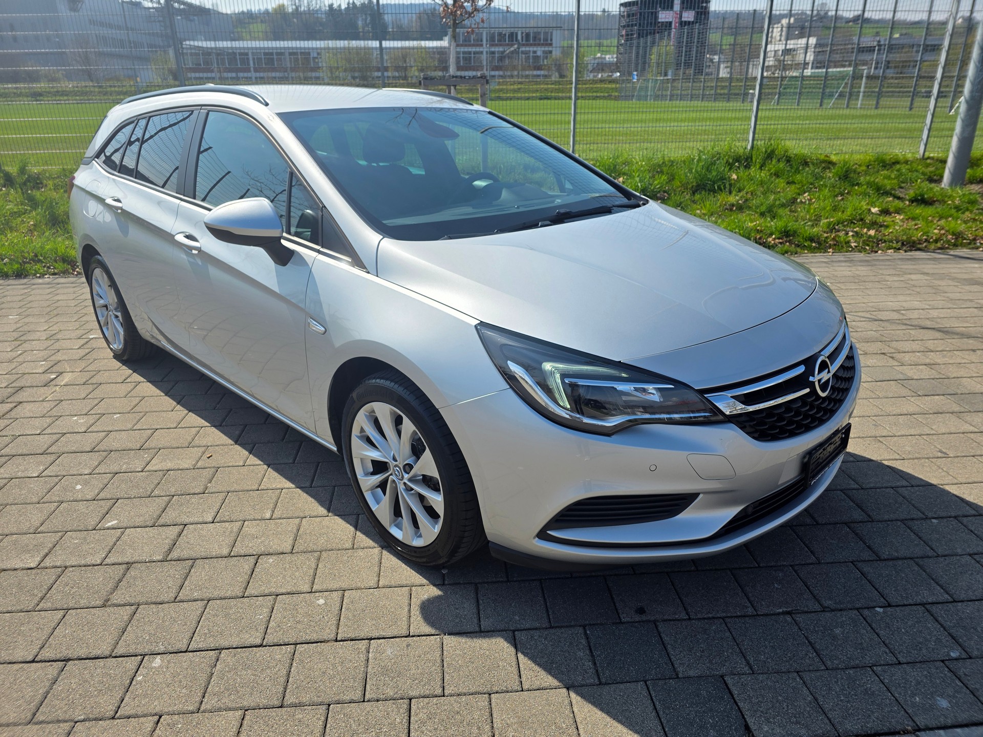 OPEL Astra Sports Tourer 1.4i Turbo Dynamic-showroom-element-1