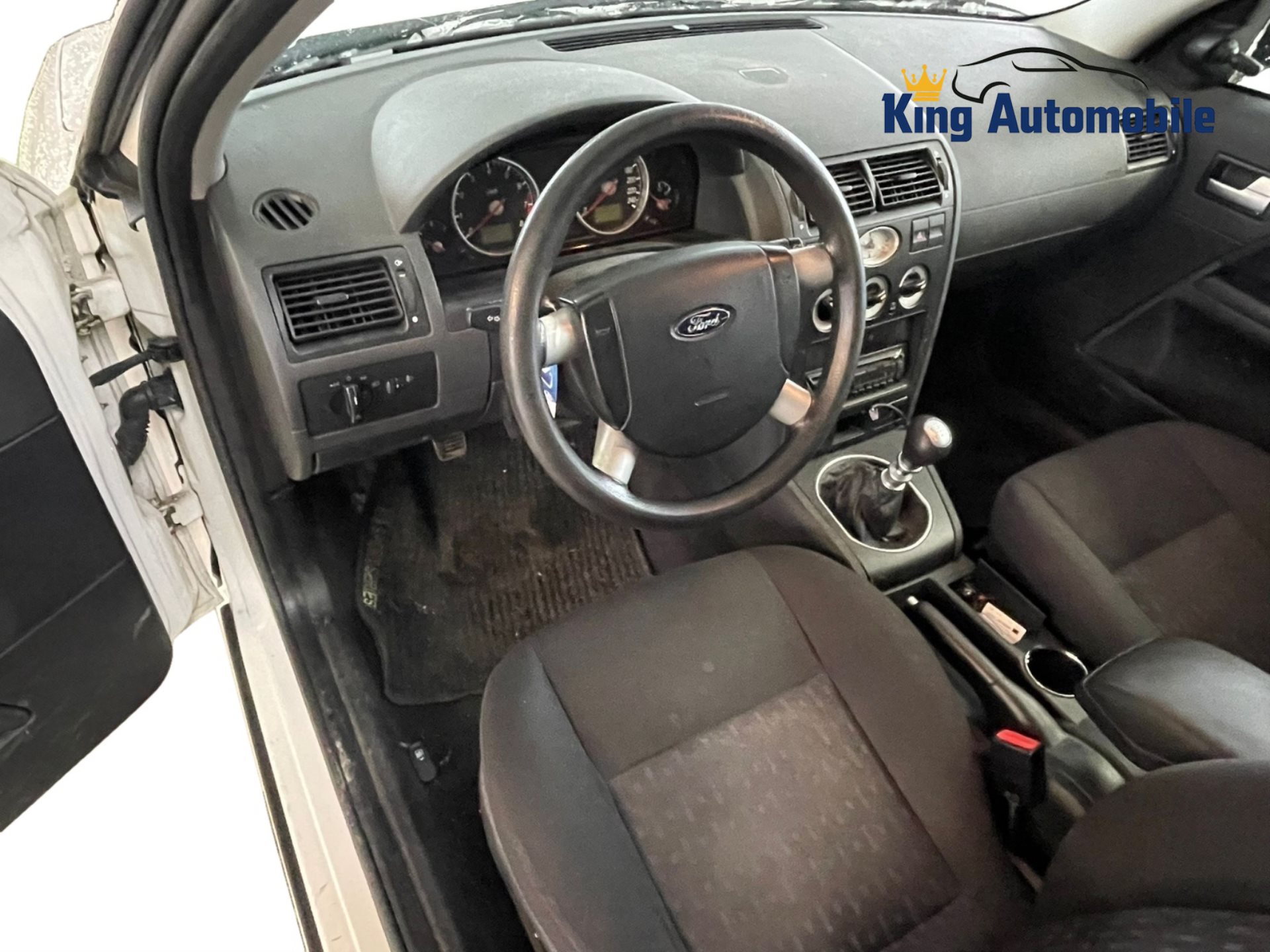 FORD Mondeo 2.0i 16V Ambiente-image-7