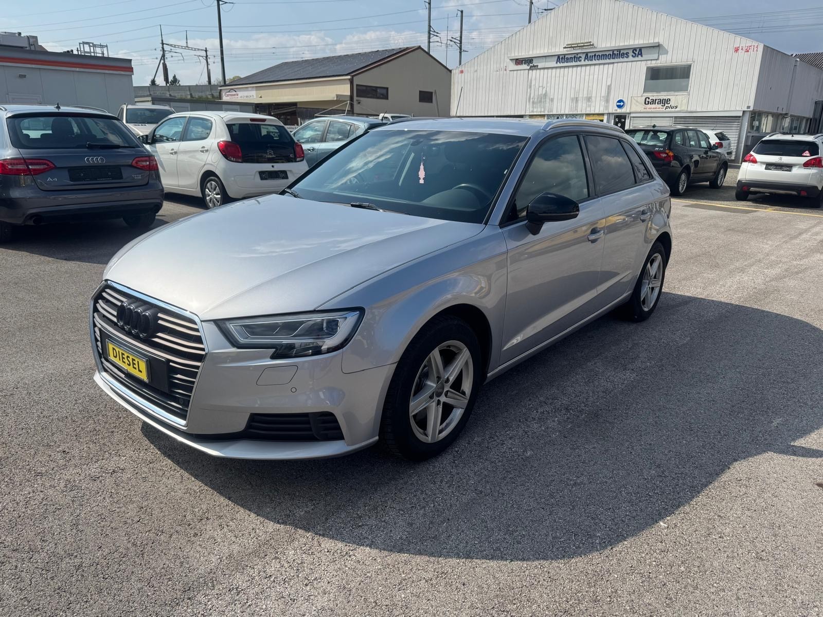 AUDI A3 Sportback 35 TDI Design S-tronic-image-1