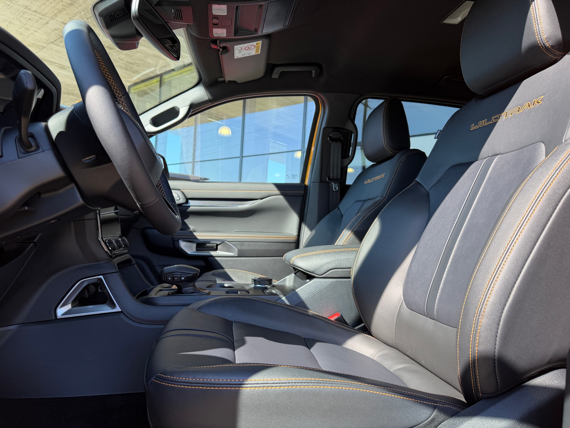 FORD Ranger Wildtrak 2.0 Eco Blue e-4WD Automat-image-8