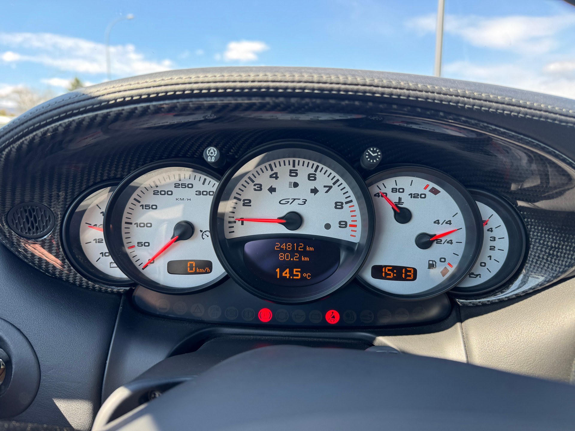 PORSCHE GT3-image-4
