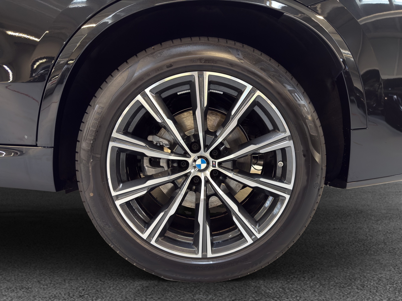 BMW X5 xDrive 48V 30d M Sport Pro Steptronic-image-9