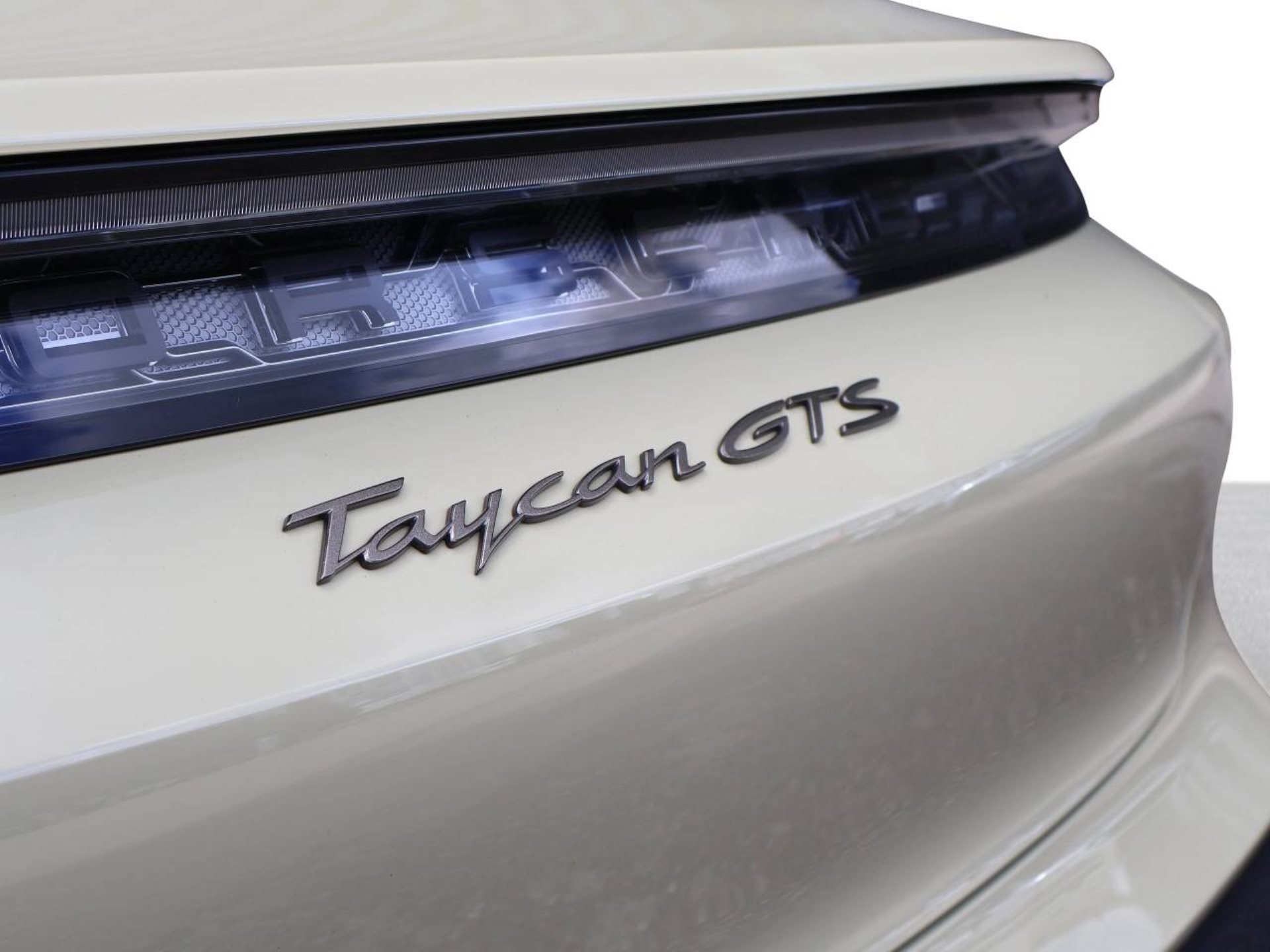 PORSCHE Taycan GTS-image-34