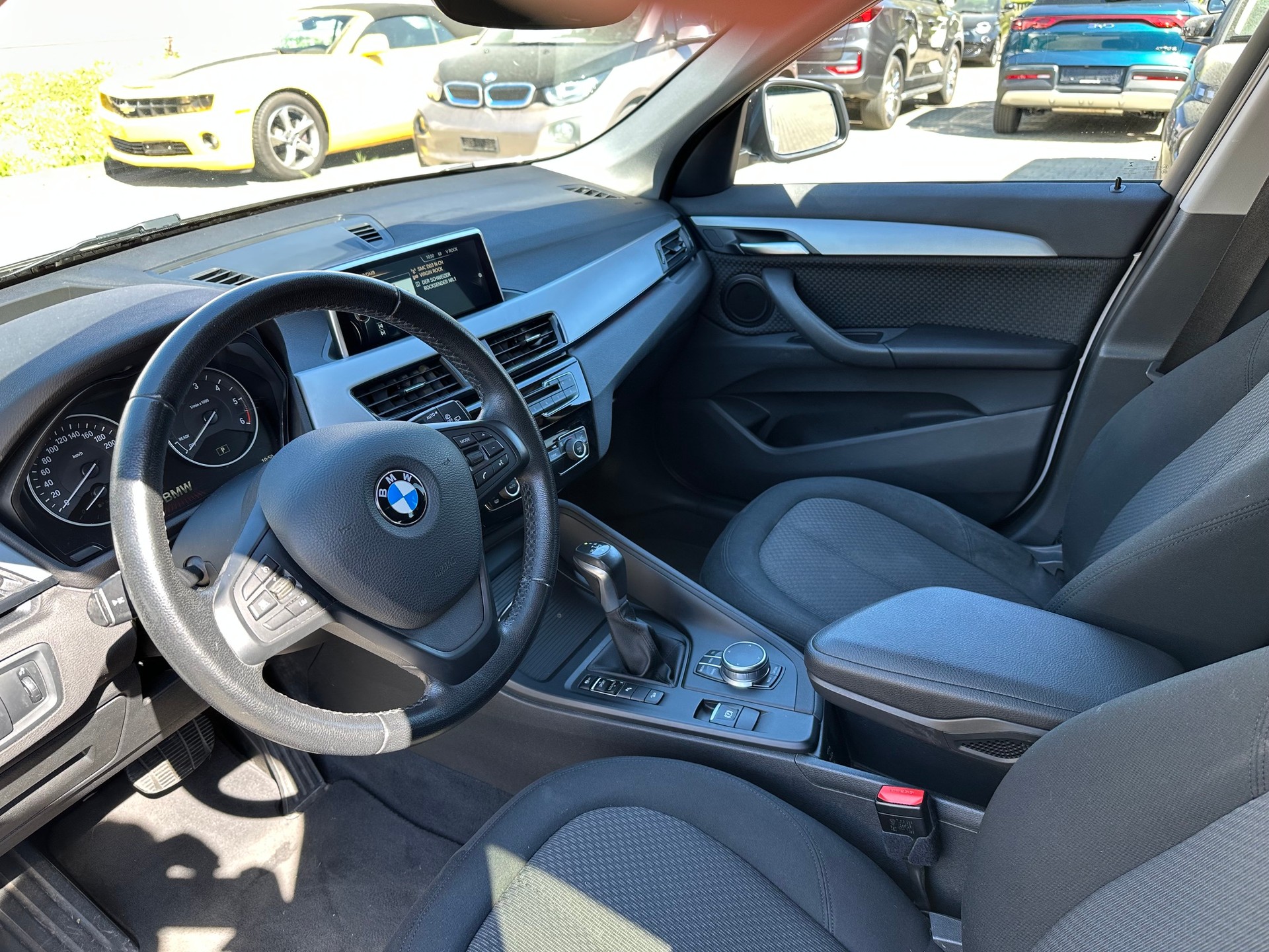 BMW X1 xDrive 25d Steptronic-image-5
