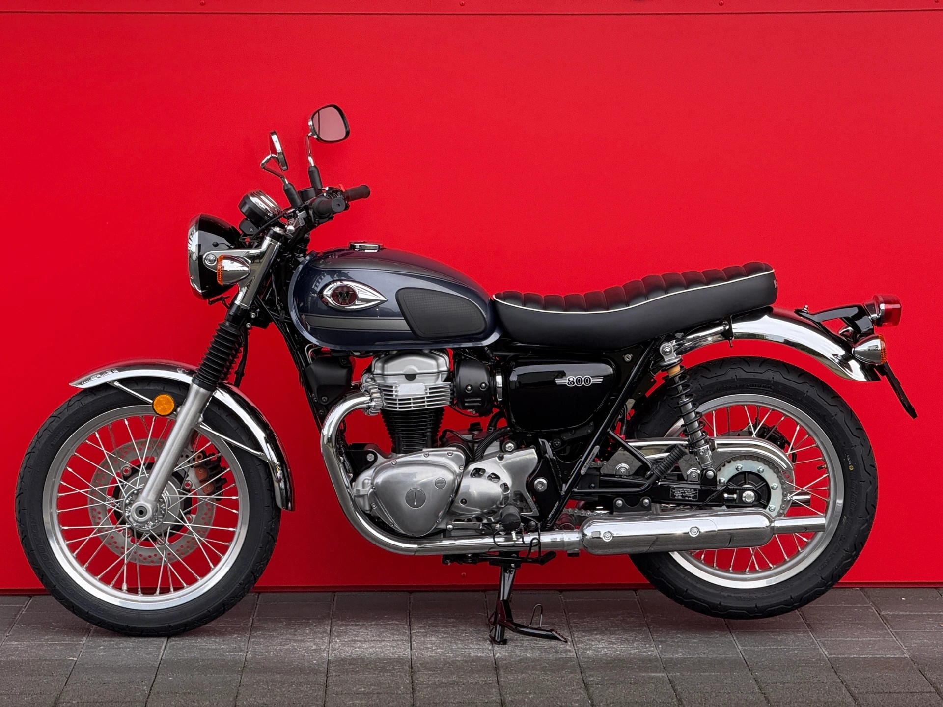 KAWASAKI W 800-image-10