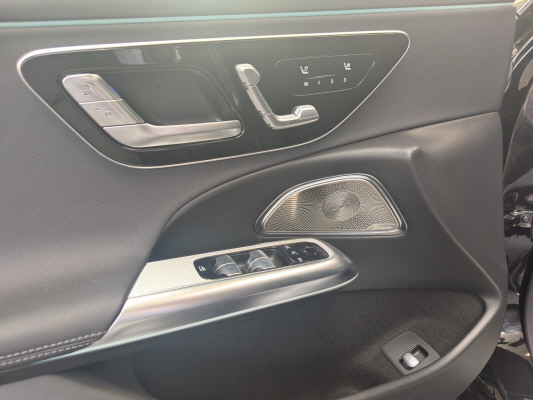 MERCEDES-BENZ E 450 d 4Matic 9G-Tronic-image-9
