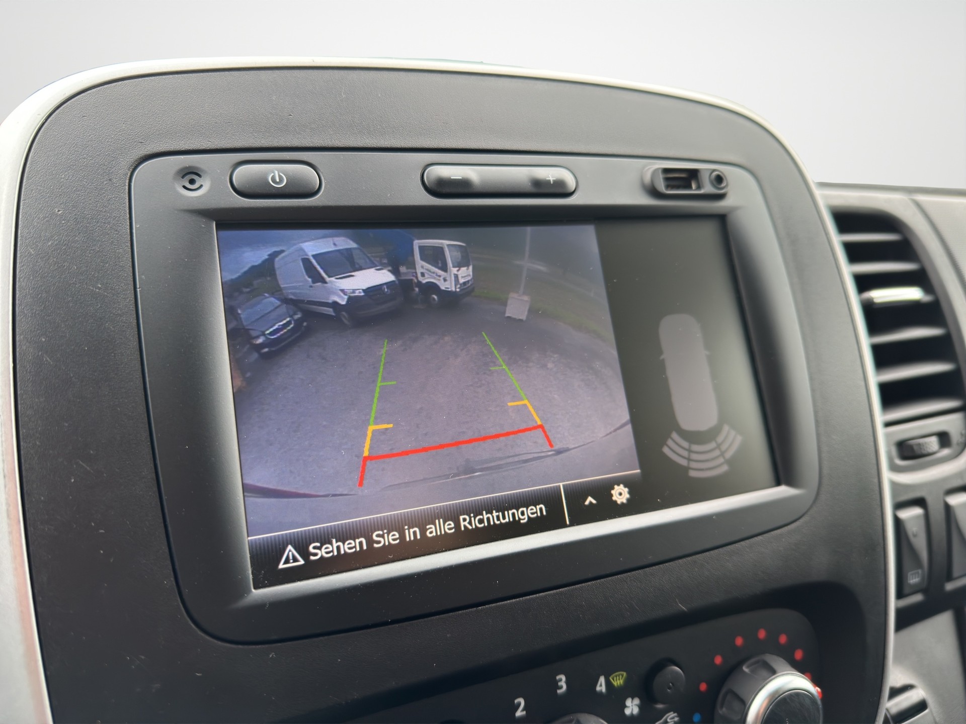 RENAULT 2.0dCi 145 Kasten-image-19